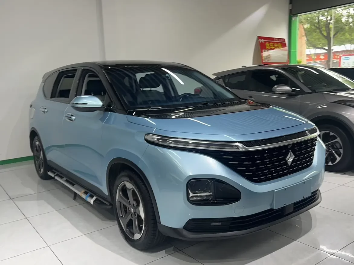 Baojun RM-5