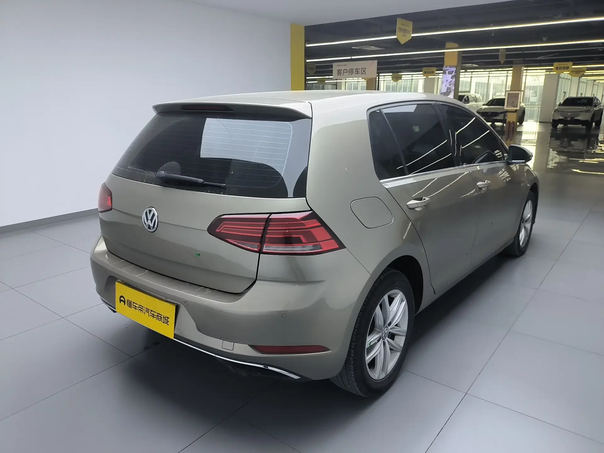 Volkswagen golf