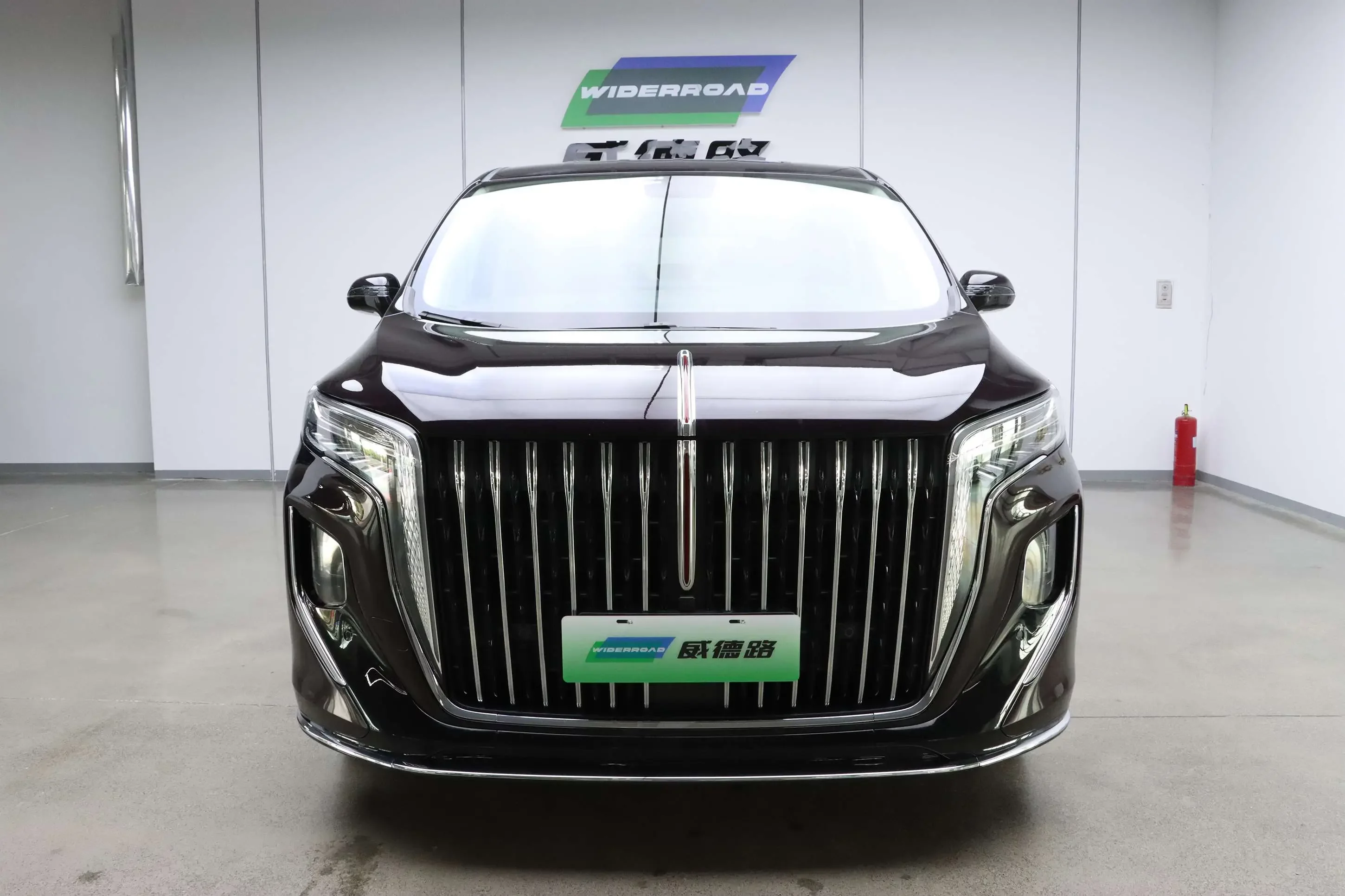 Hongqi HQ9 PHEV  из Китая