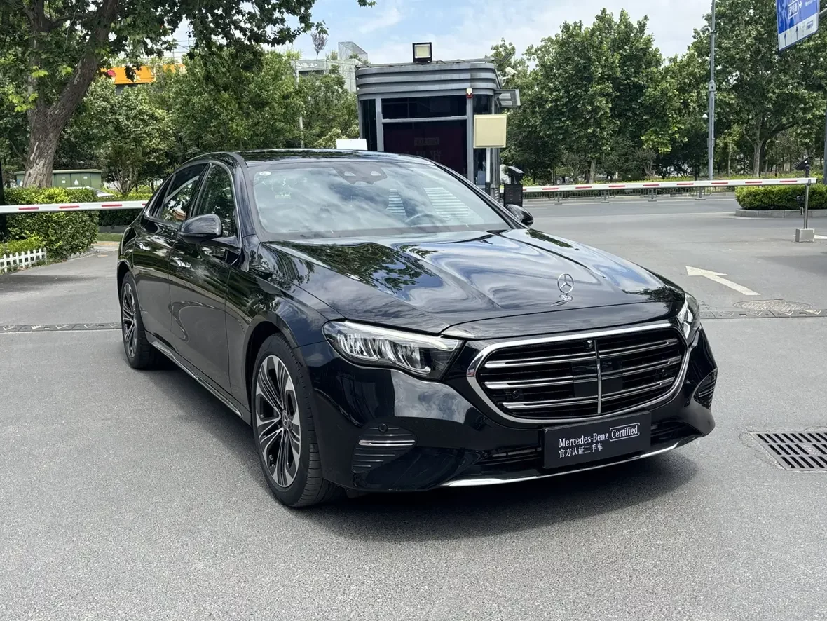 Mercedes-Benz E-Class PHEV