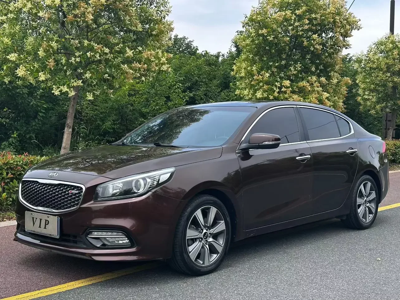 Kia K4