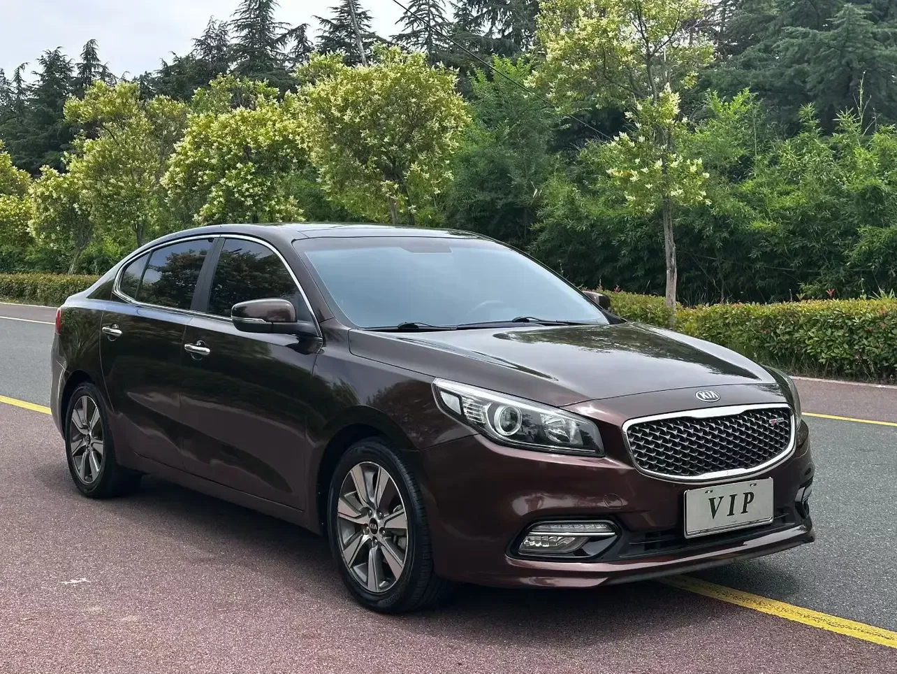 Kia K4