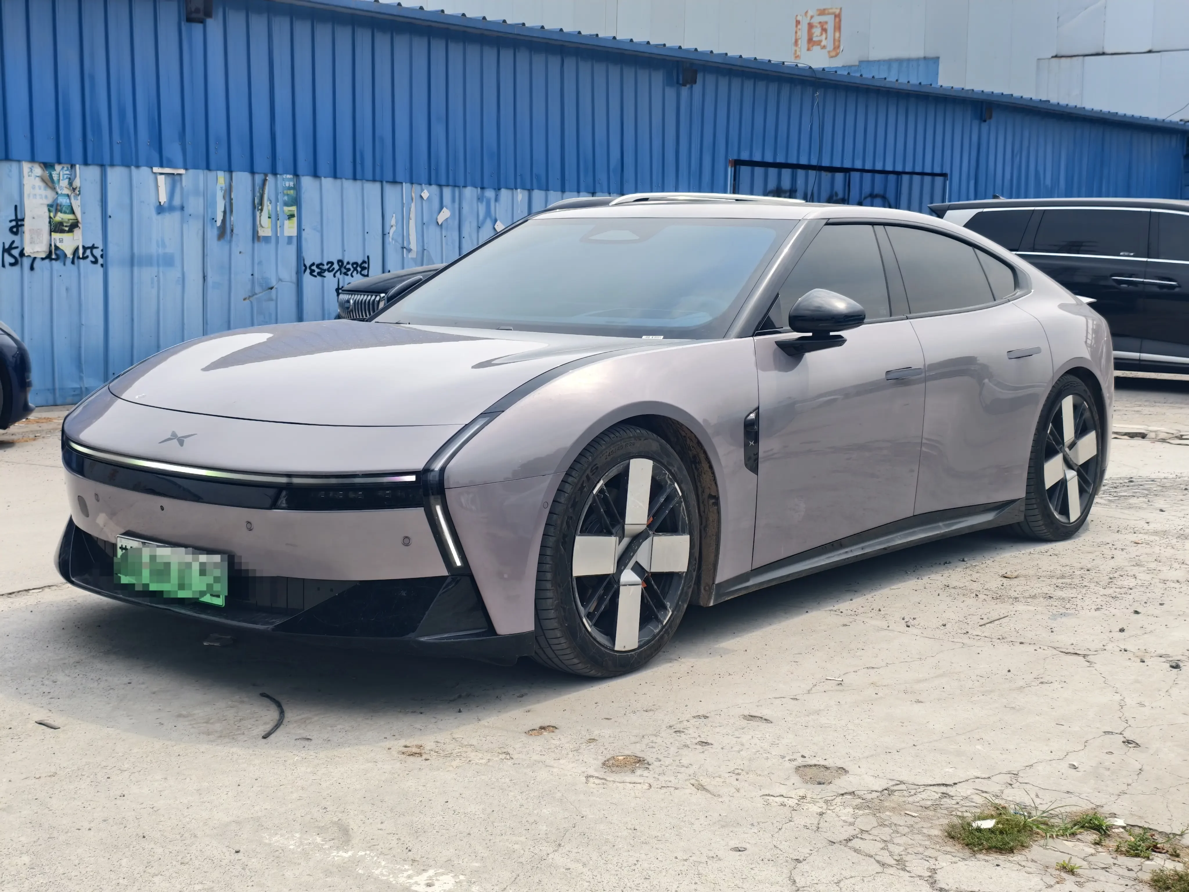 Xpeng P7