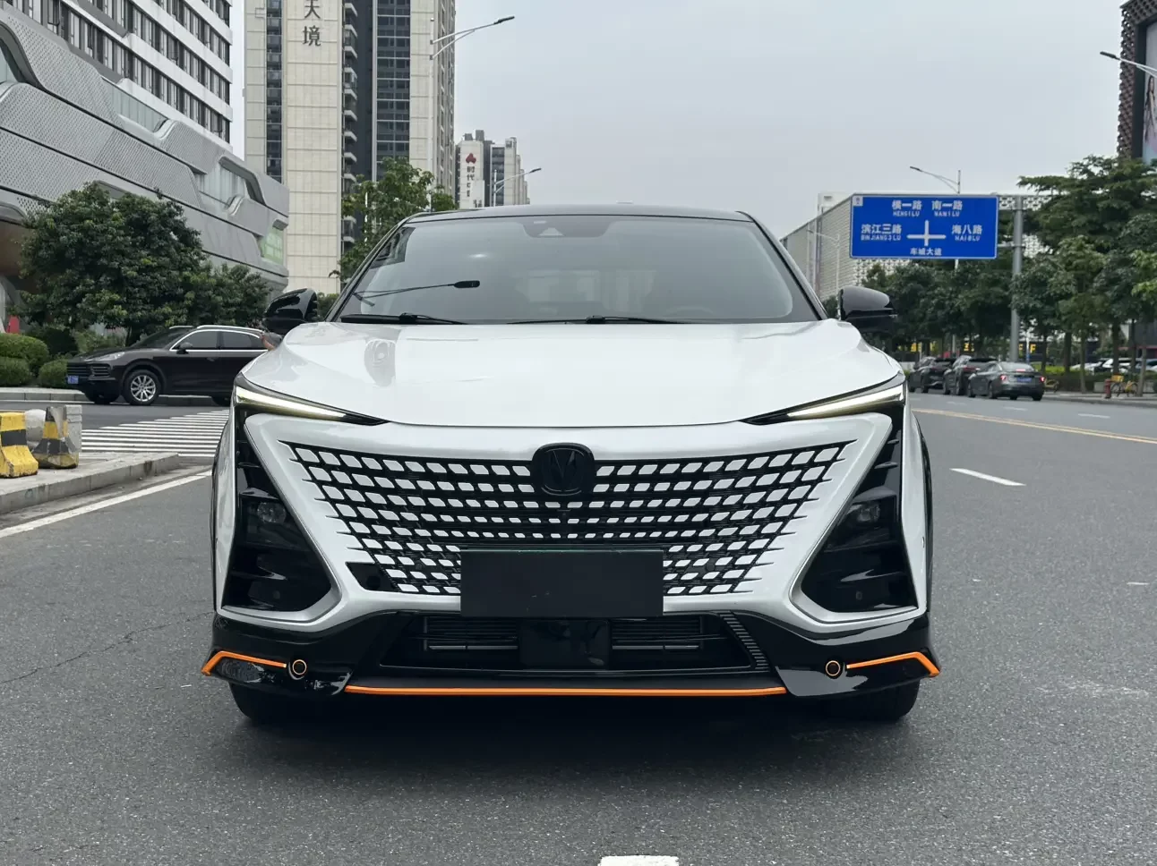 Changan UNI-T  из Китая