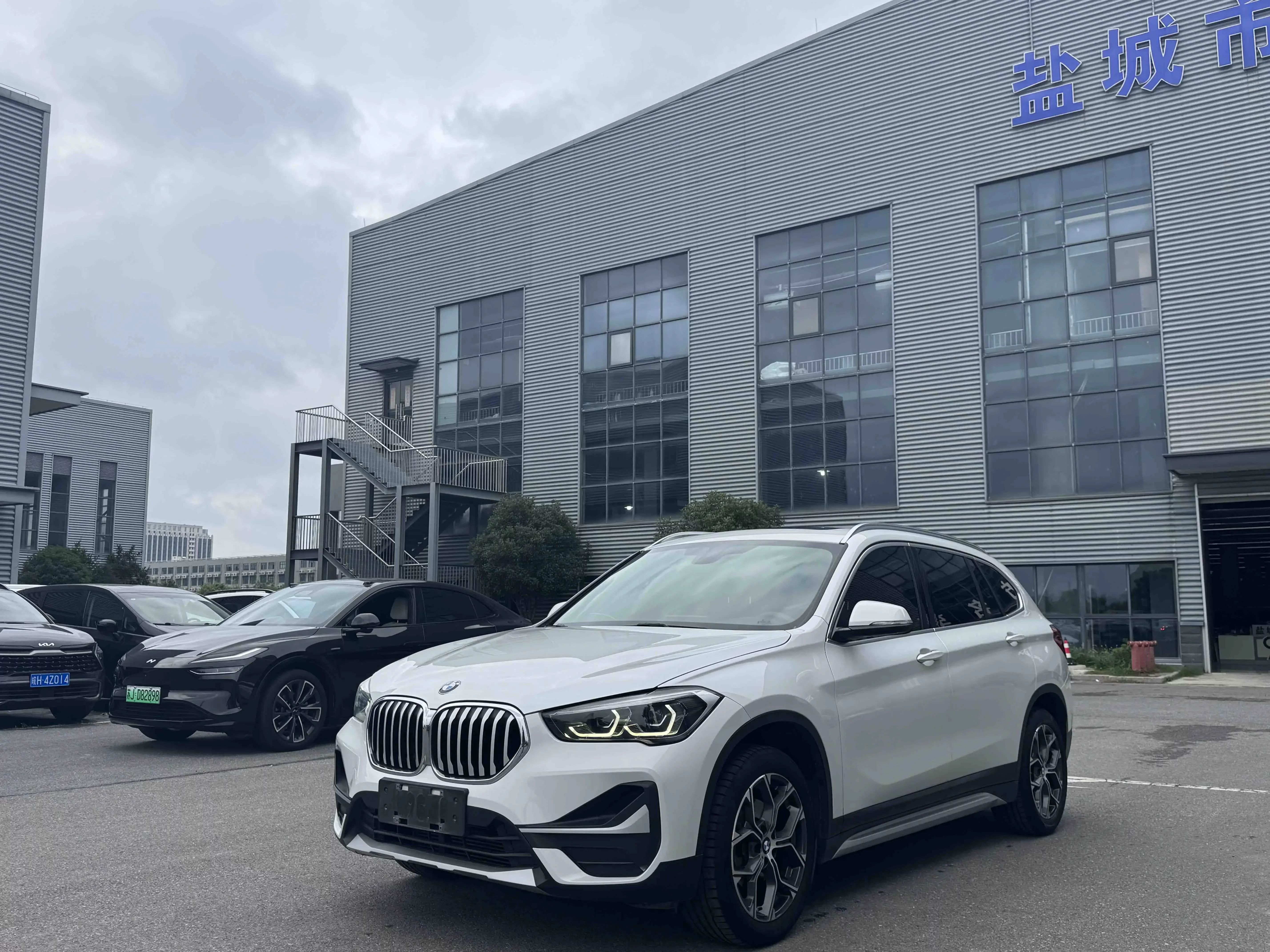 BMW X1