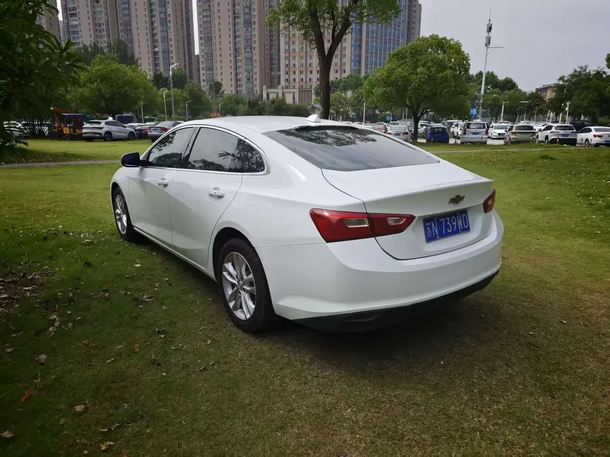 Chevrolet Malibu XL