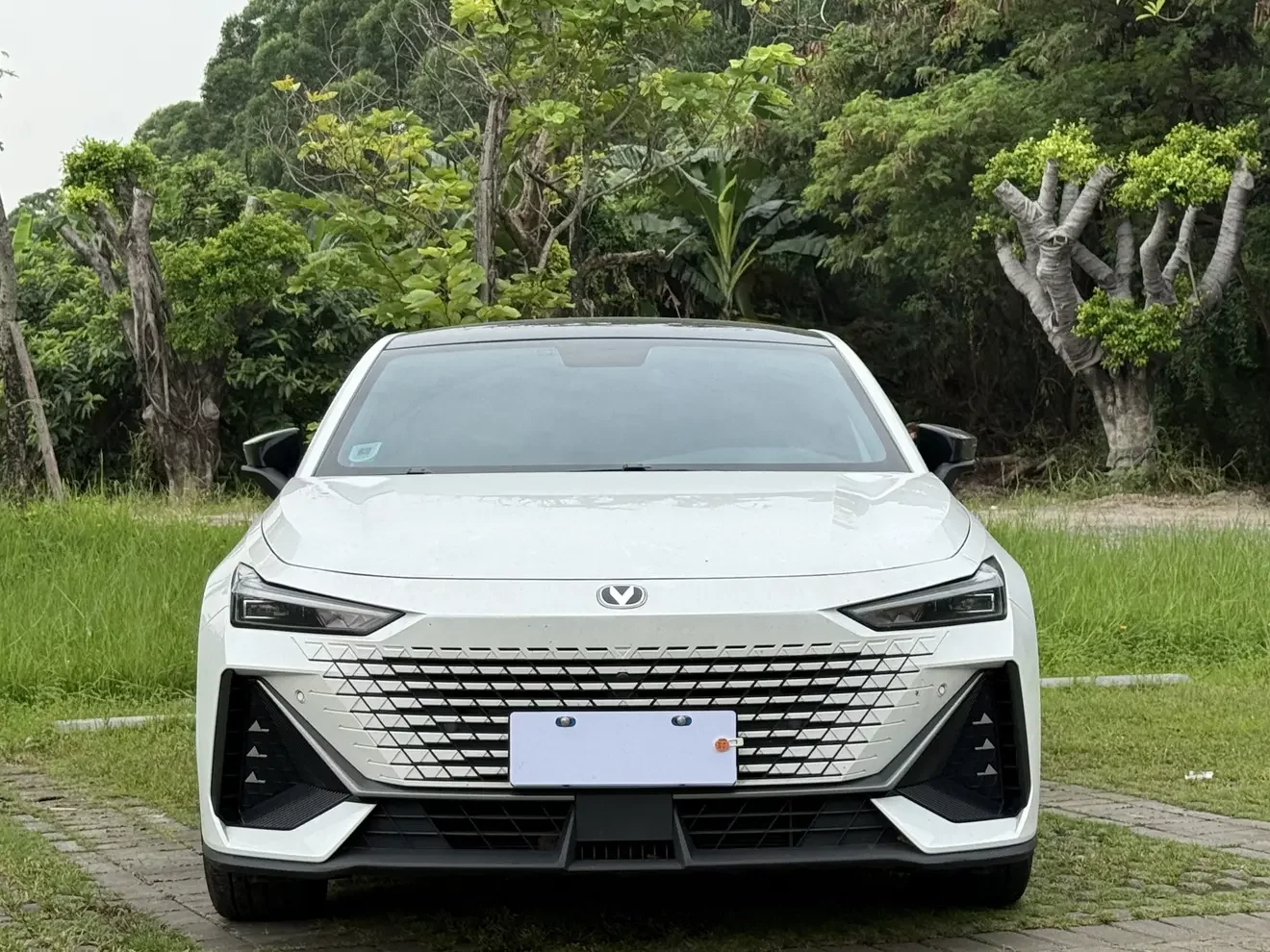 Changan UNI-V