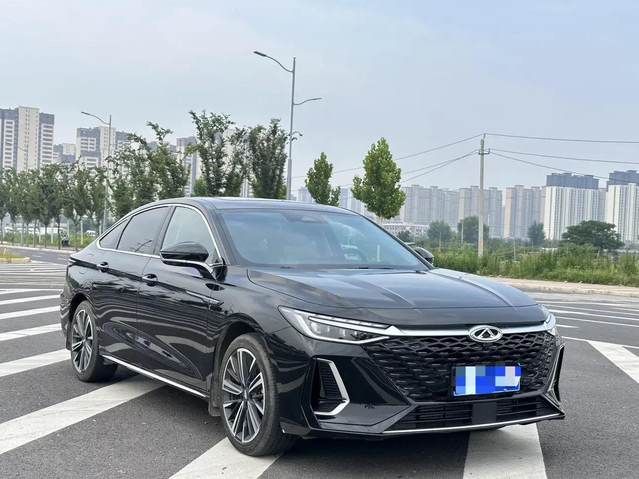 Chery Arrizo 8