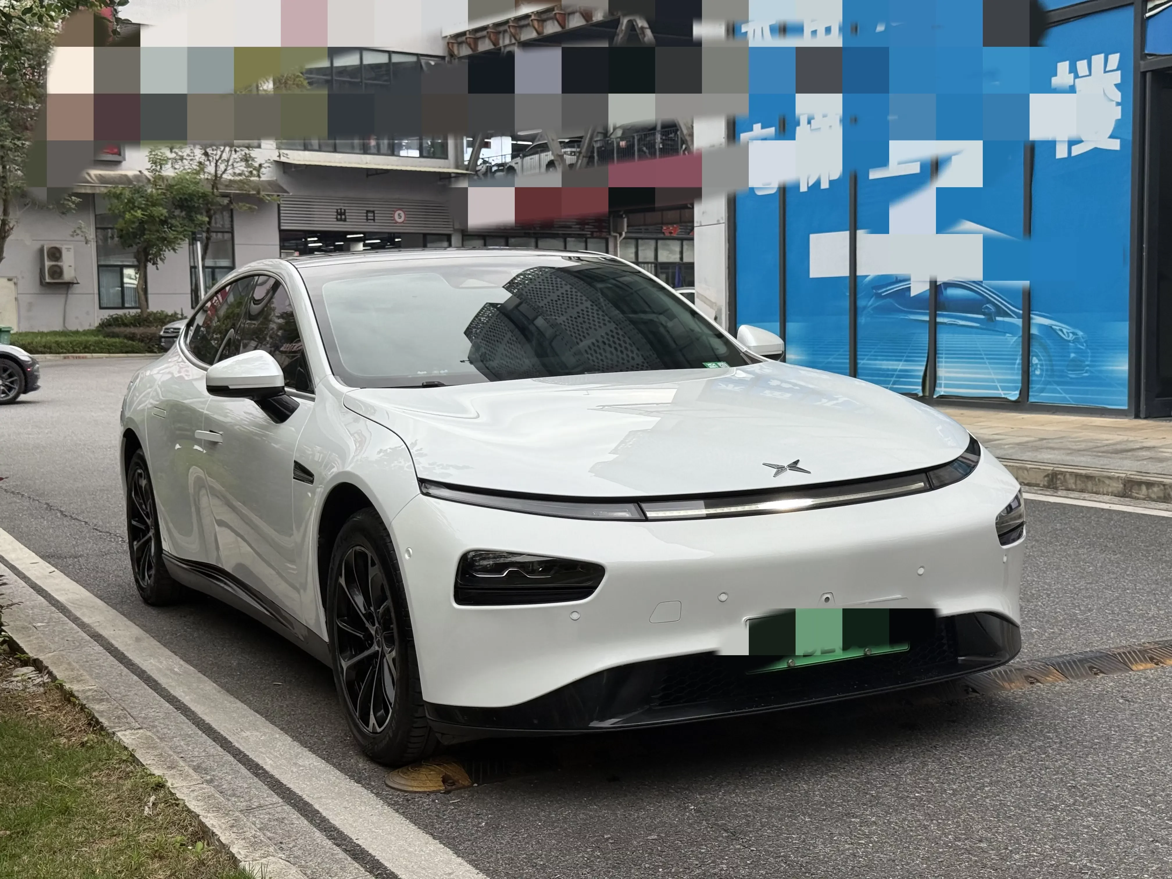 Xpeng P7