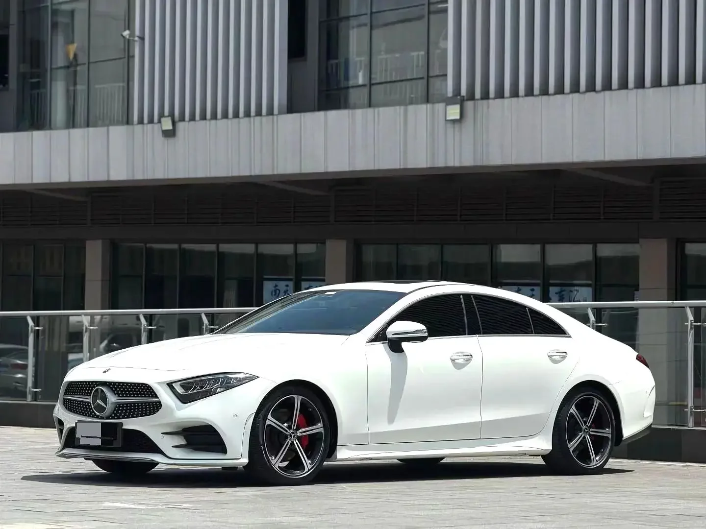 Mercedes-Benz CLS
