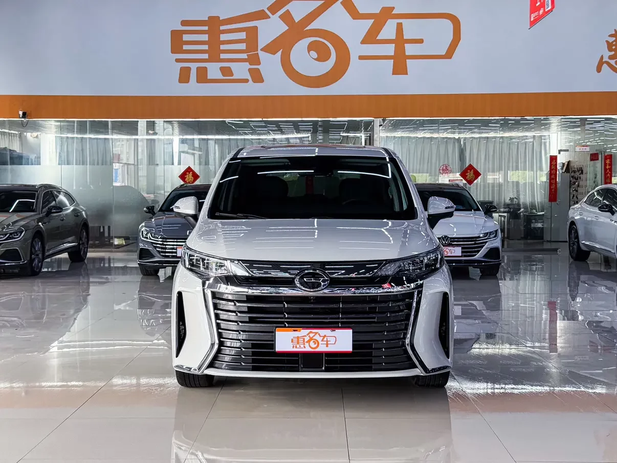 GAC Trumpchi M6  из Китая