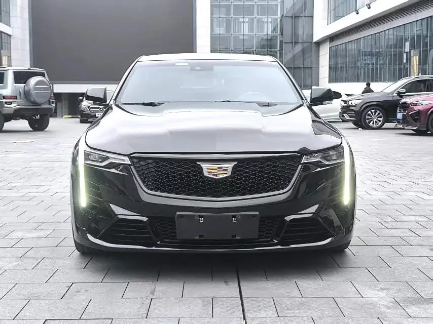 Cadillac CT4