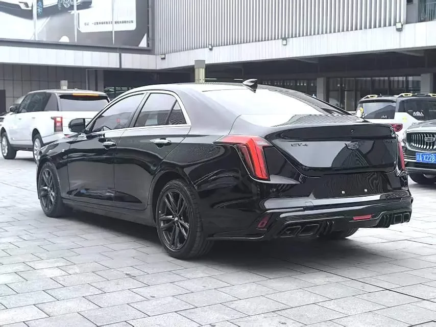 Cadillac CT4