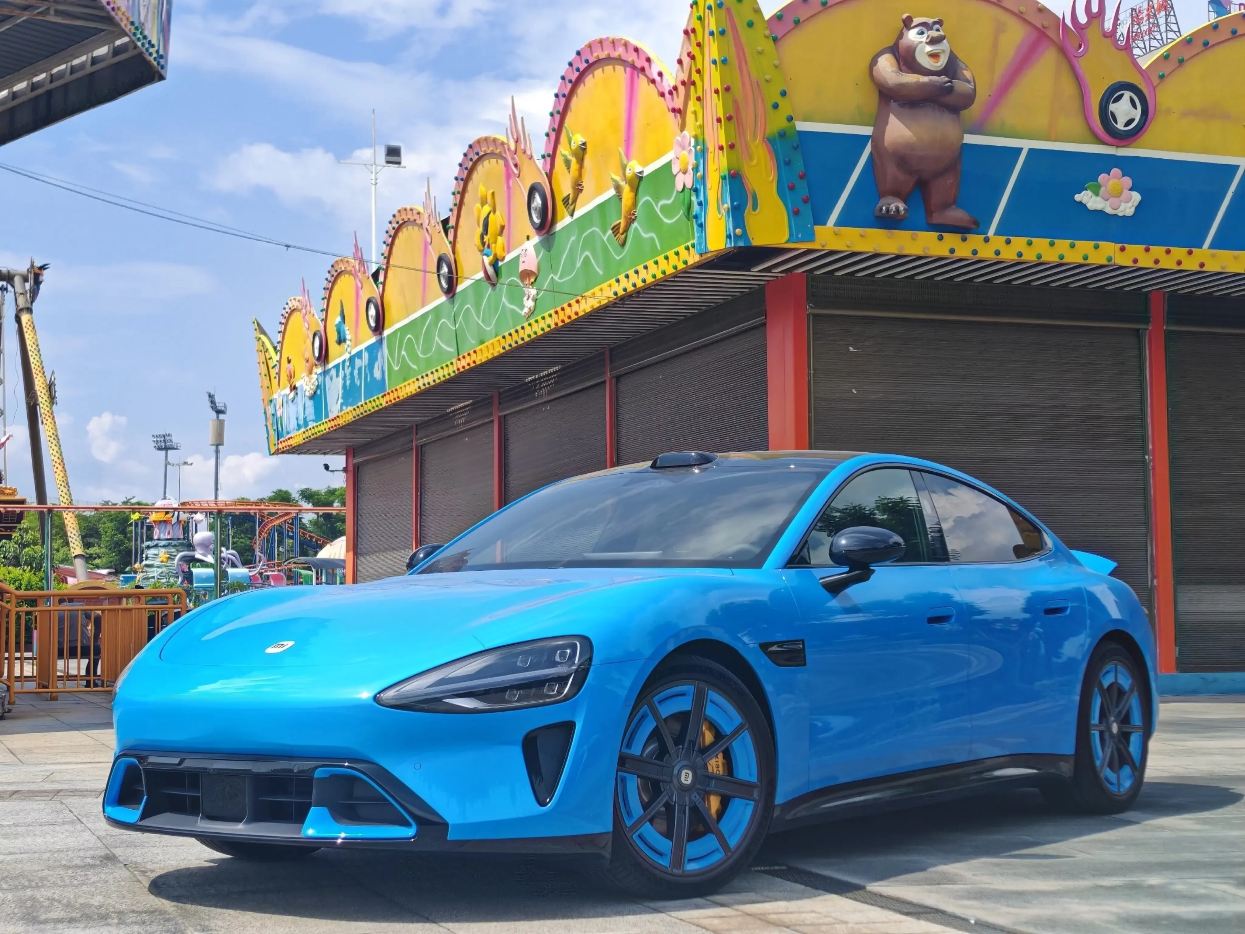 Xiaomi car Xiaomi SU7  из Китая