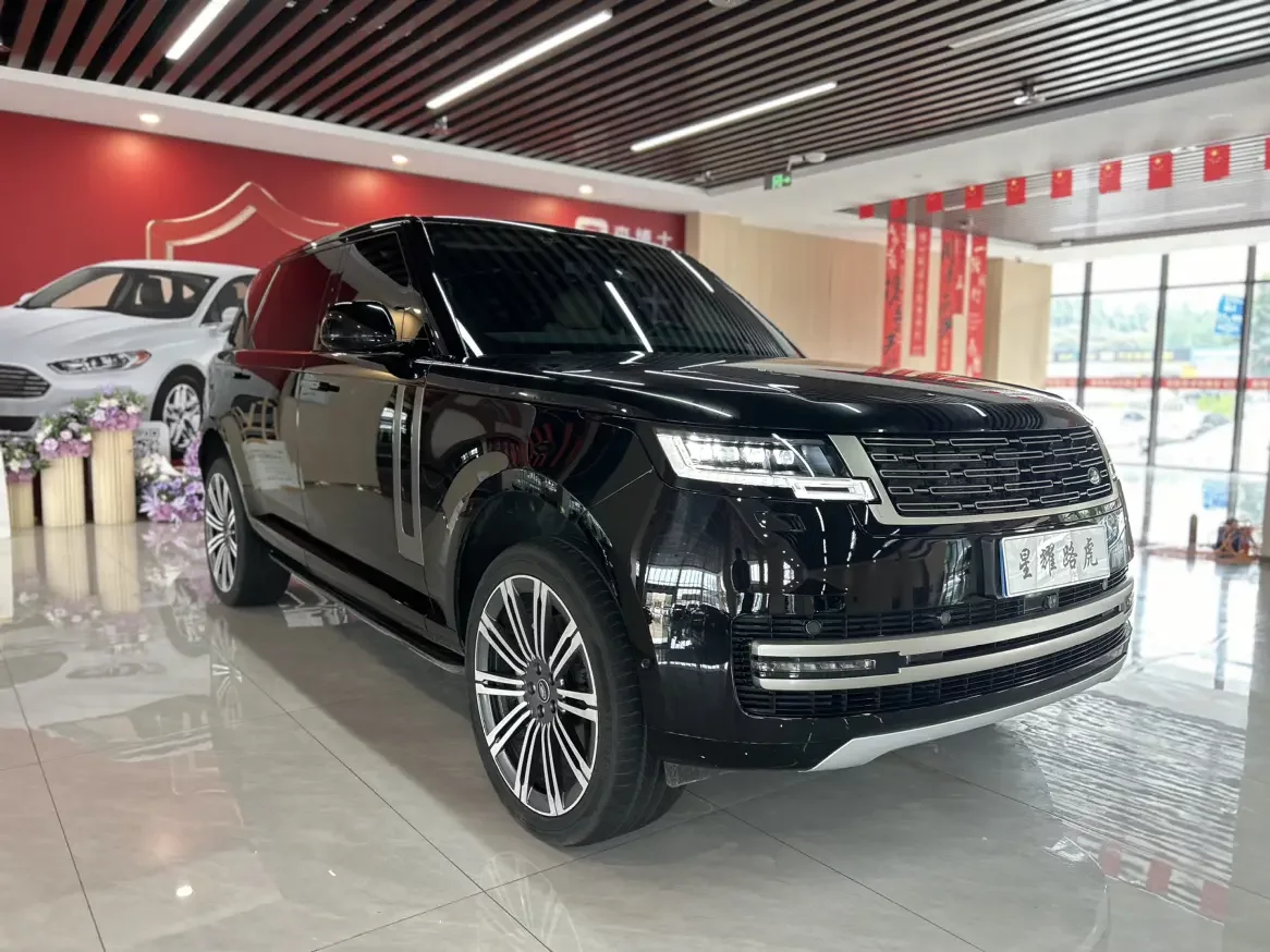 Land Rover range rover