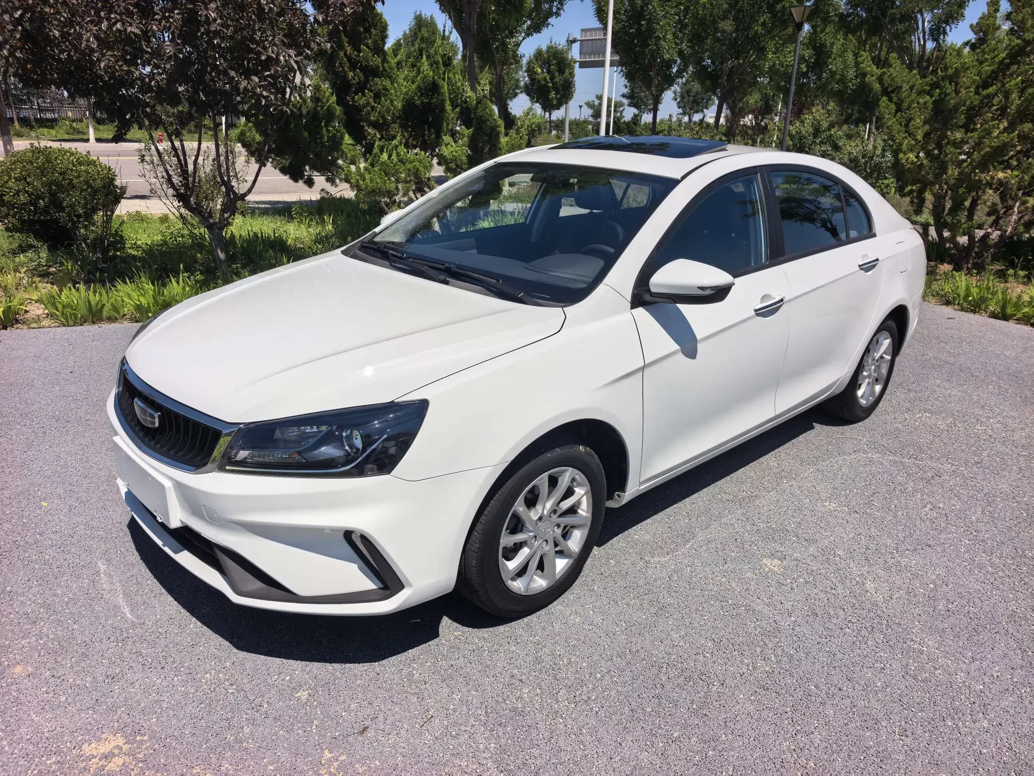 Geely emgrand