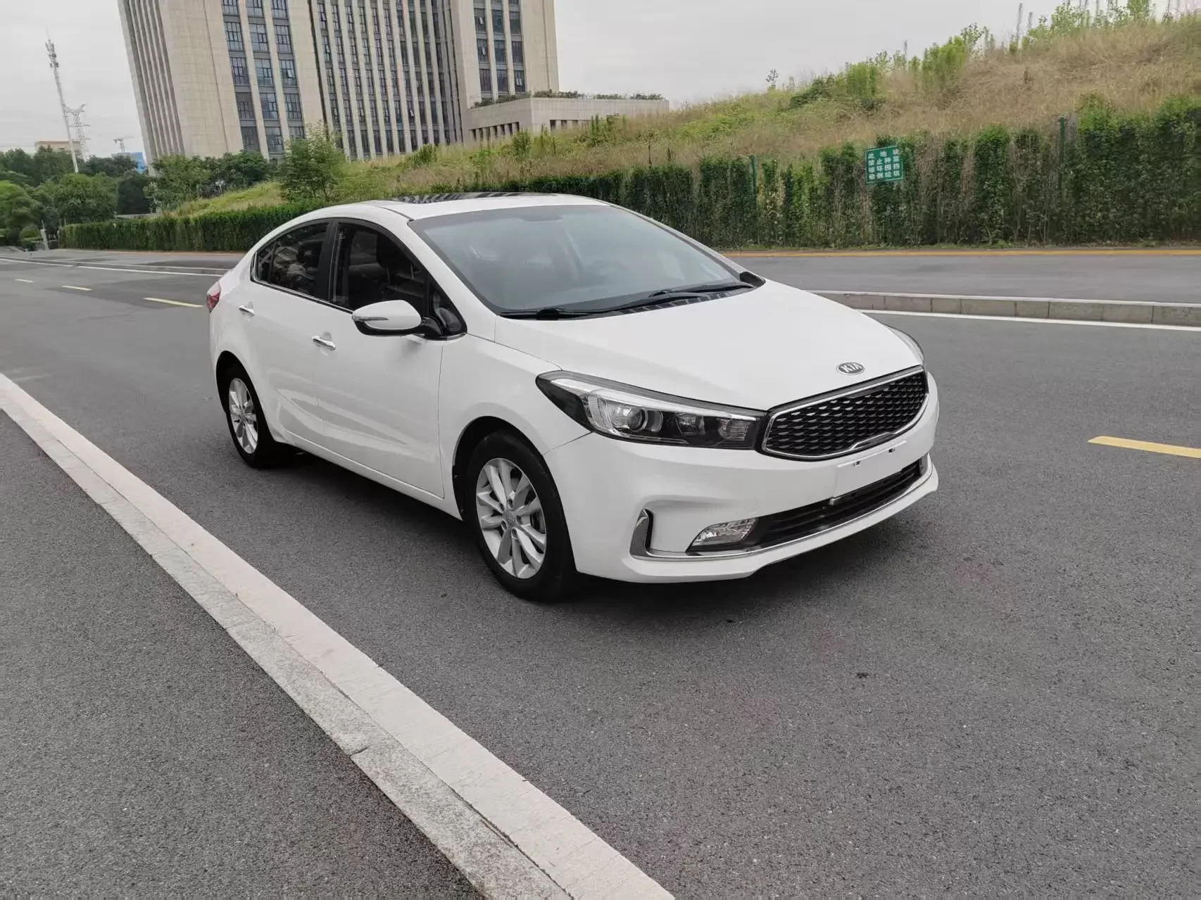 Kia K3