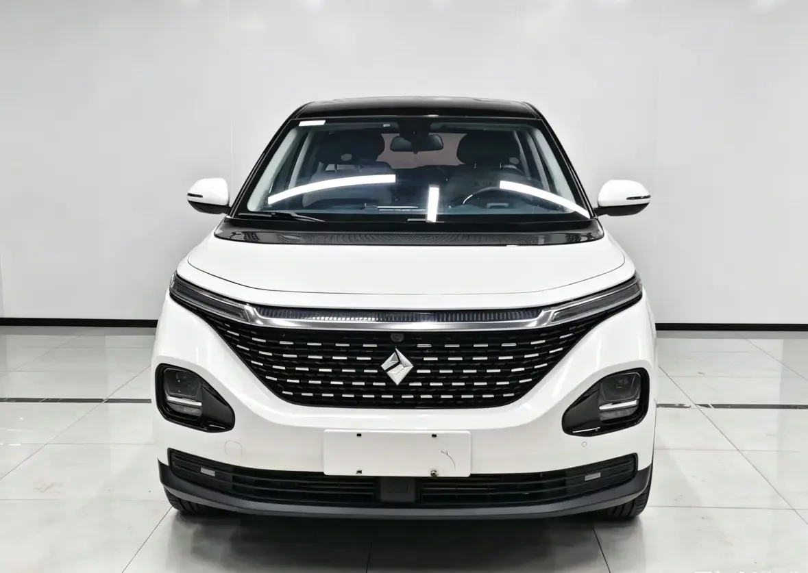 Baojun RM-5