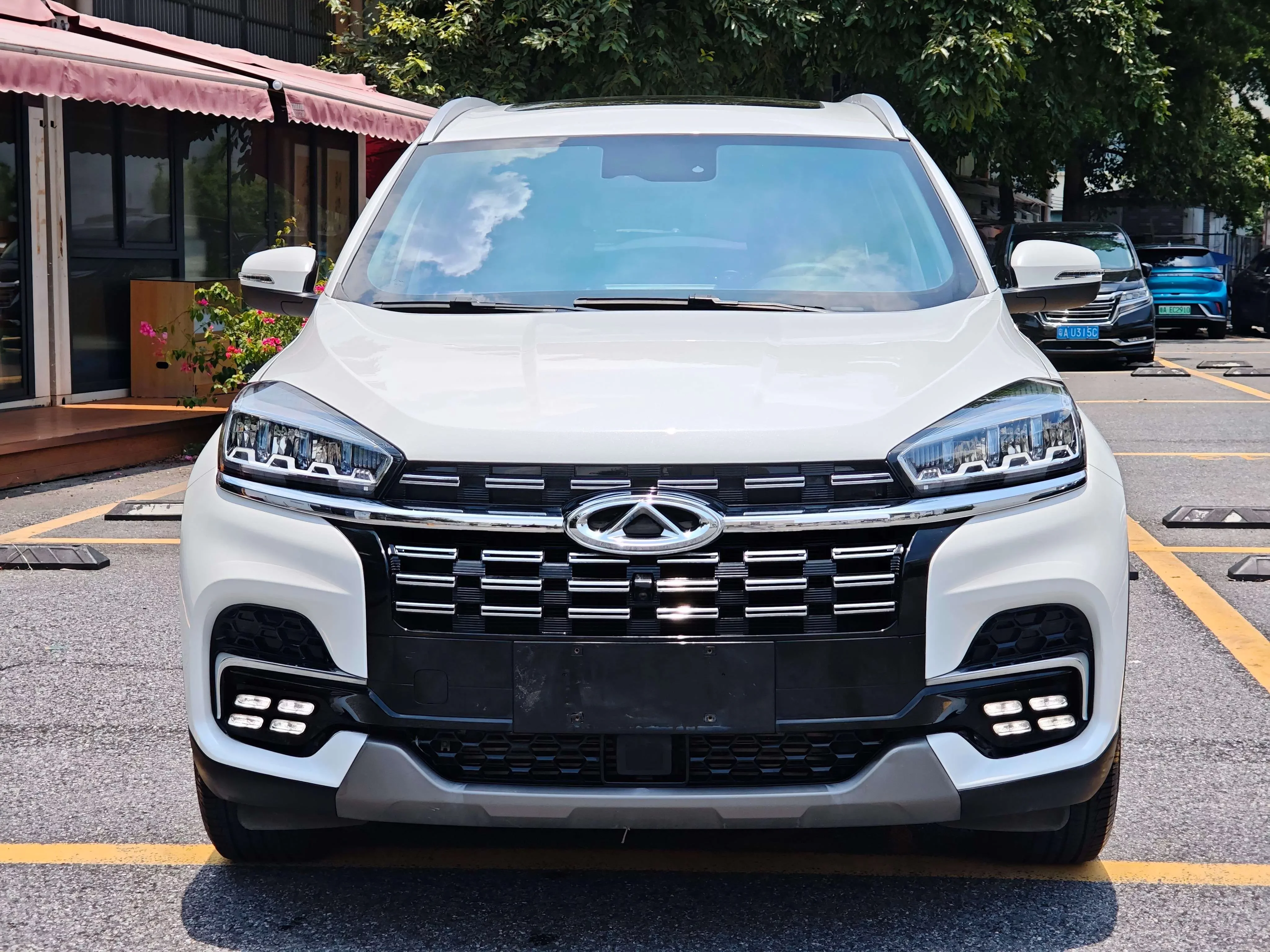 Chery Tiggo 8