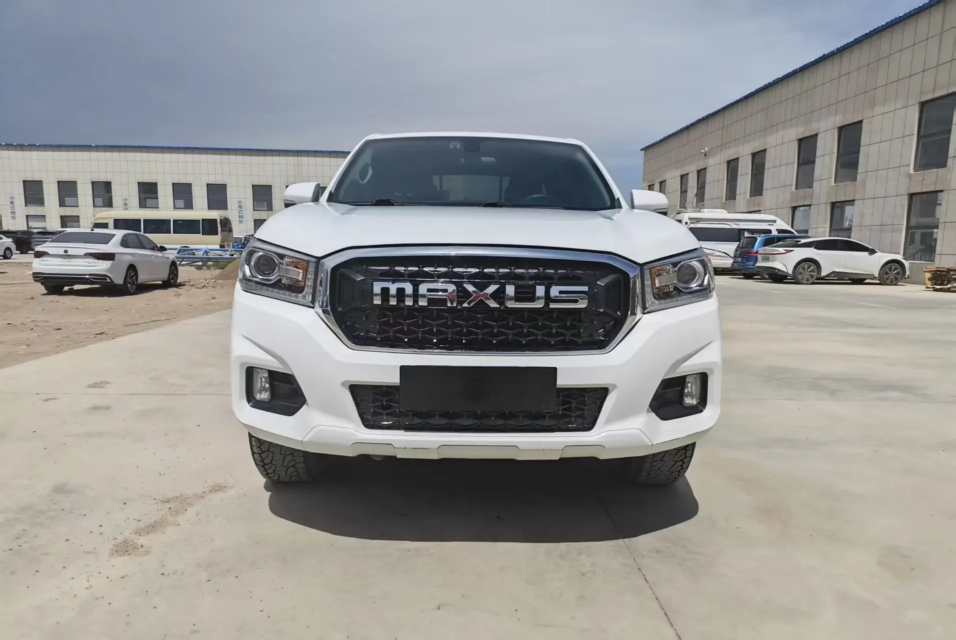 Datong Maxus T70
