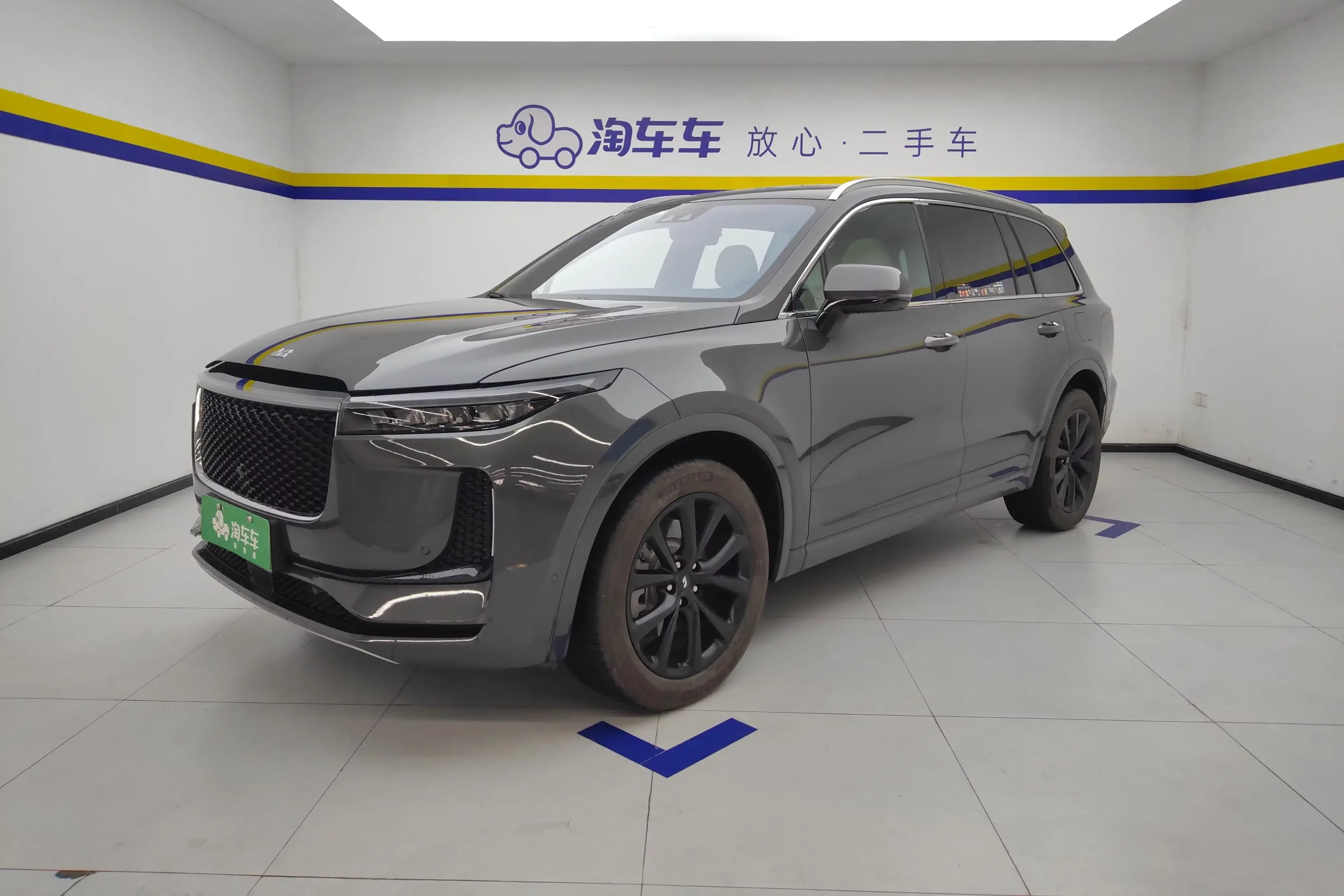 Li ONE (Ideal ONE)  из Китая