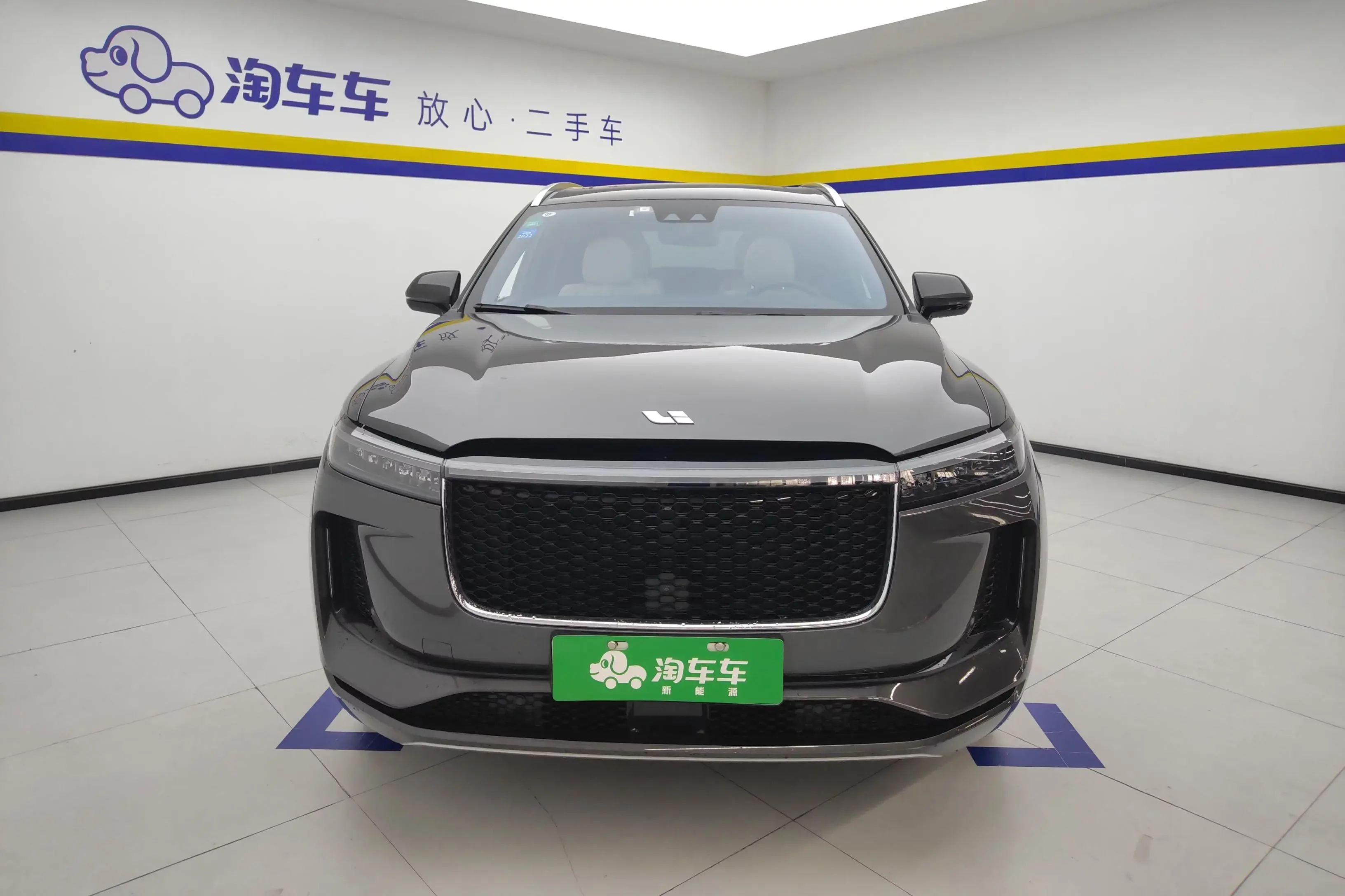 Li ONE (Ideal ONE)  из Китая