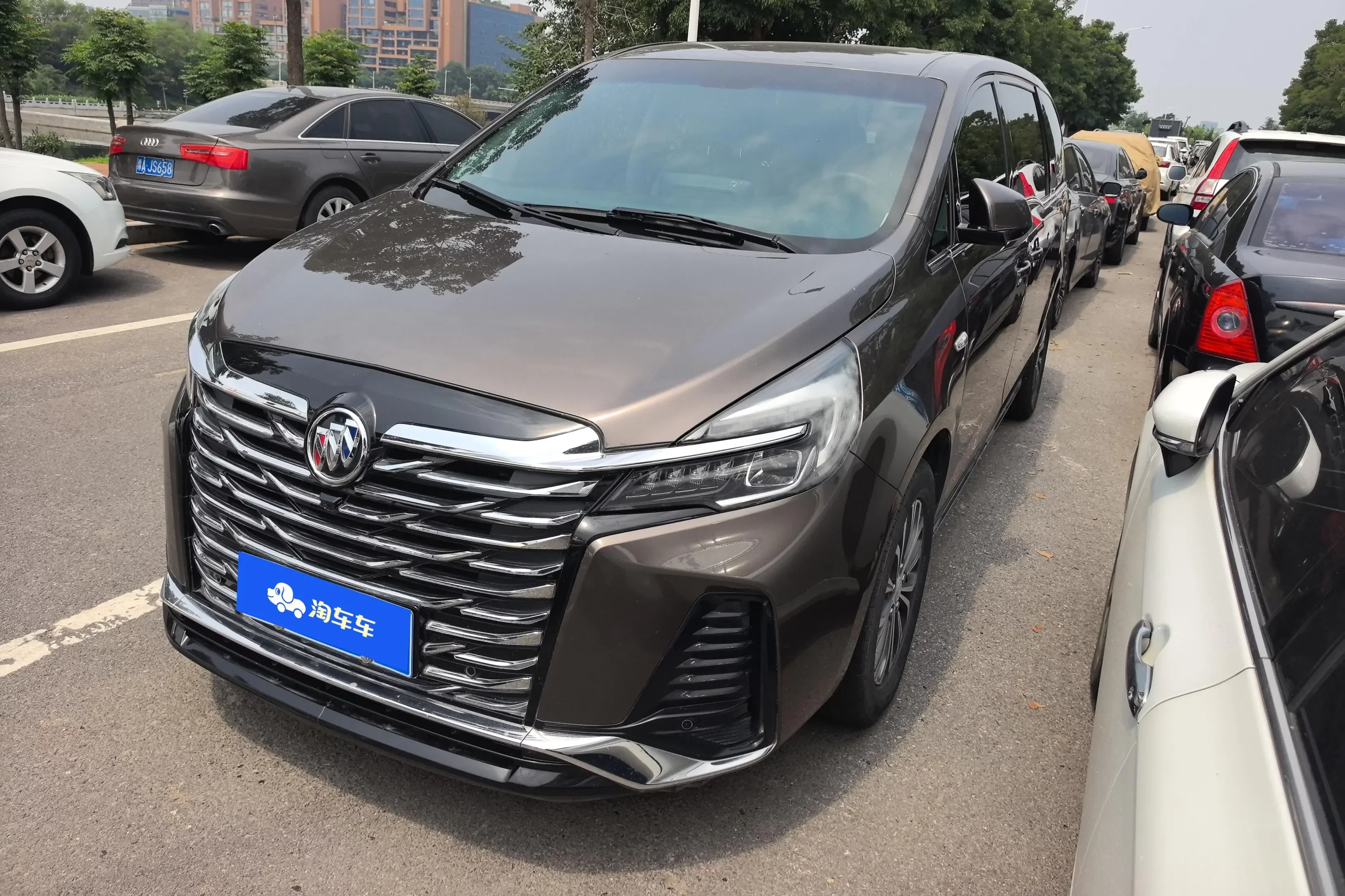 Buick GL8
