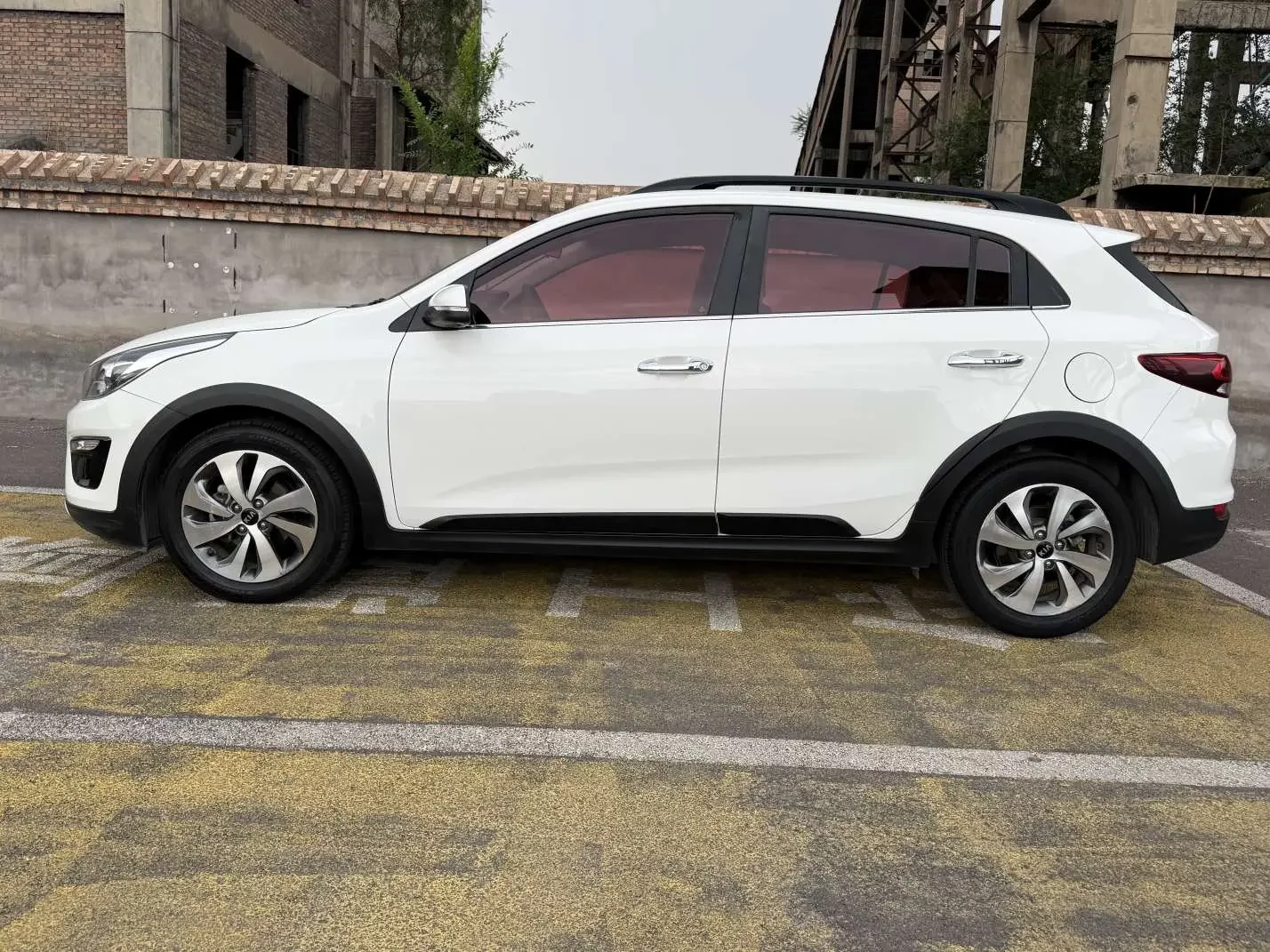 Kia KX CROSS