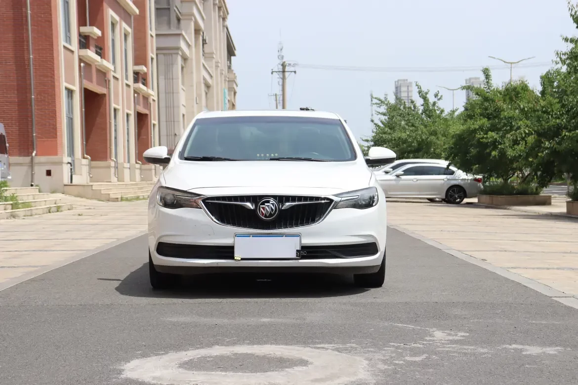 Buick Yinglang