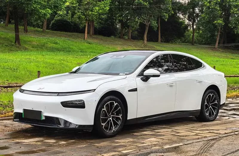 Xpeng P7