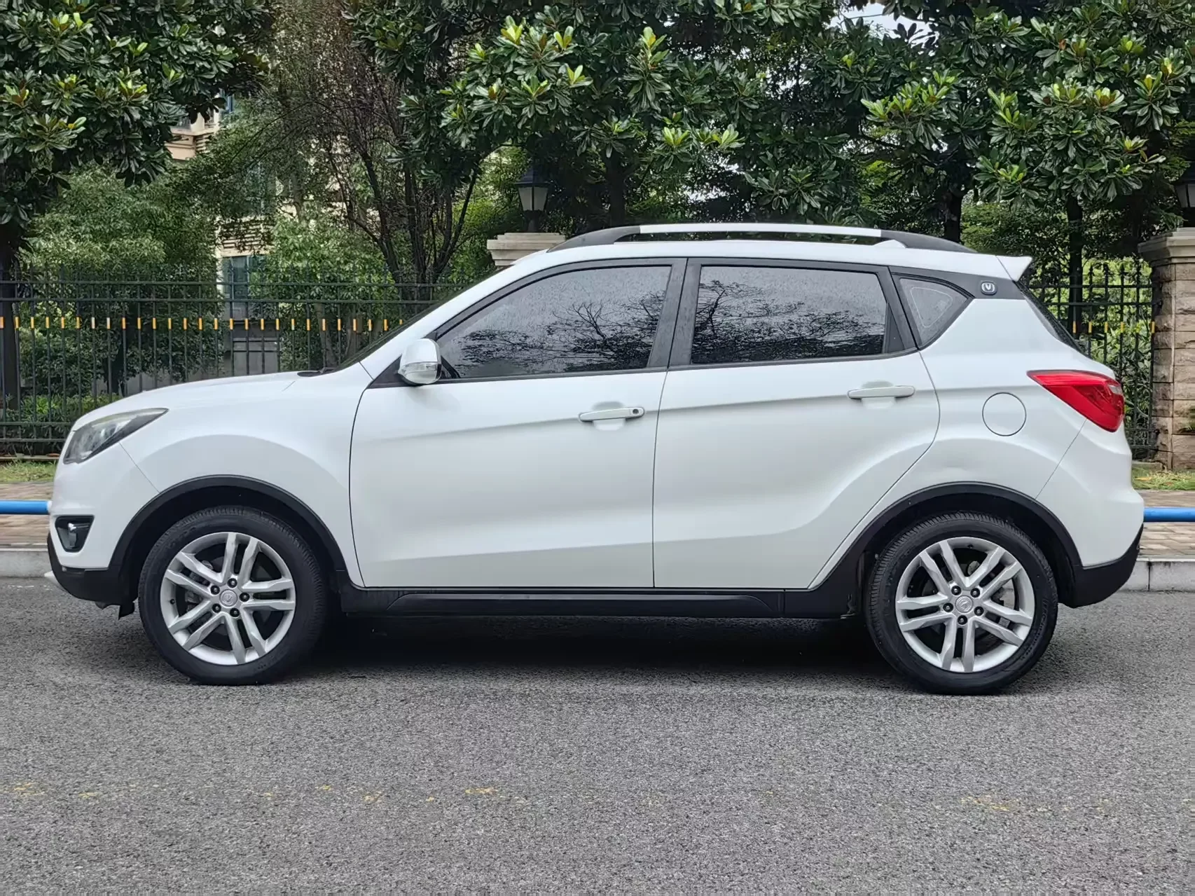 Changan CS35