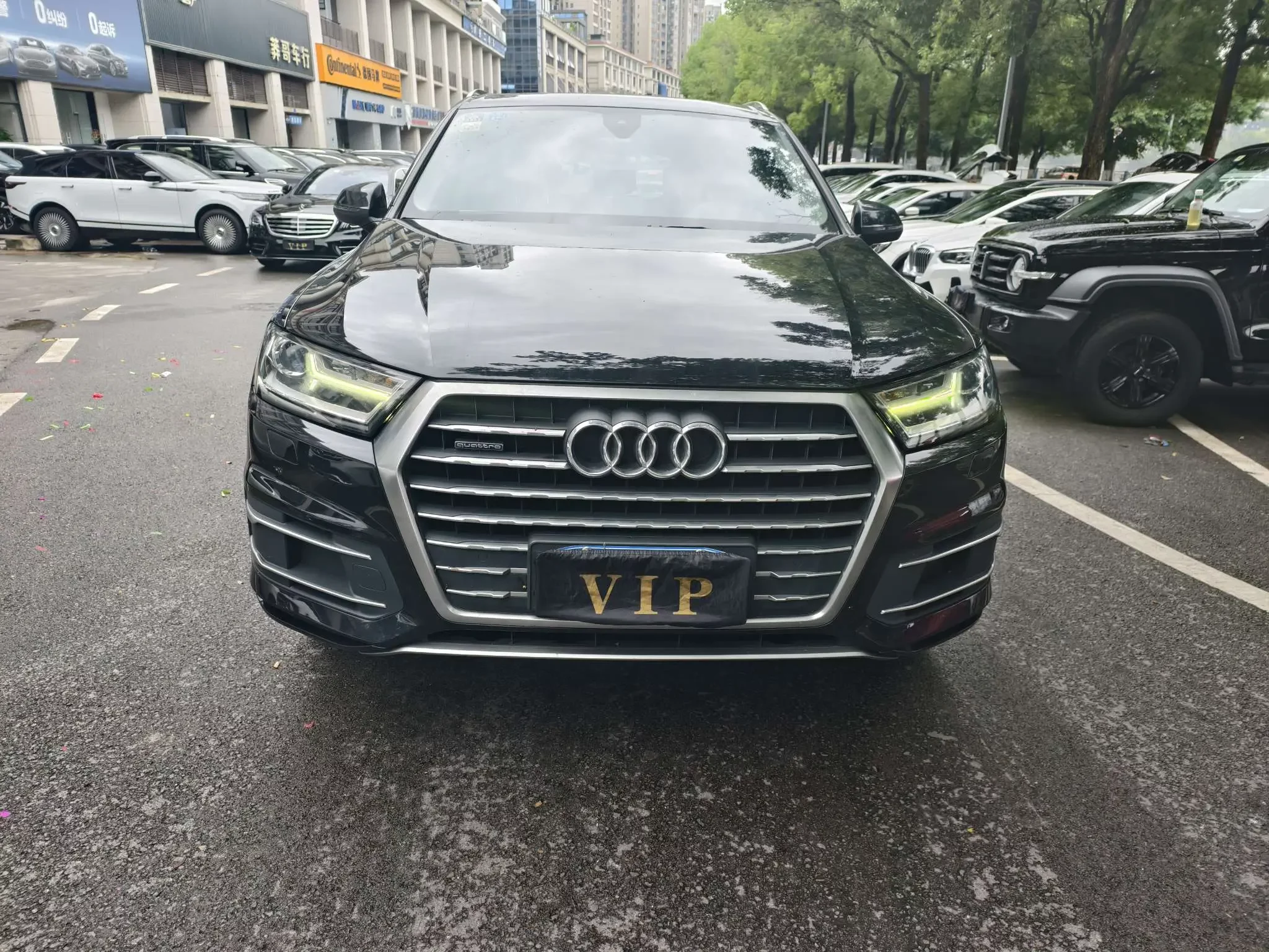 Audi Q7