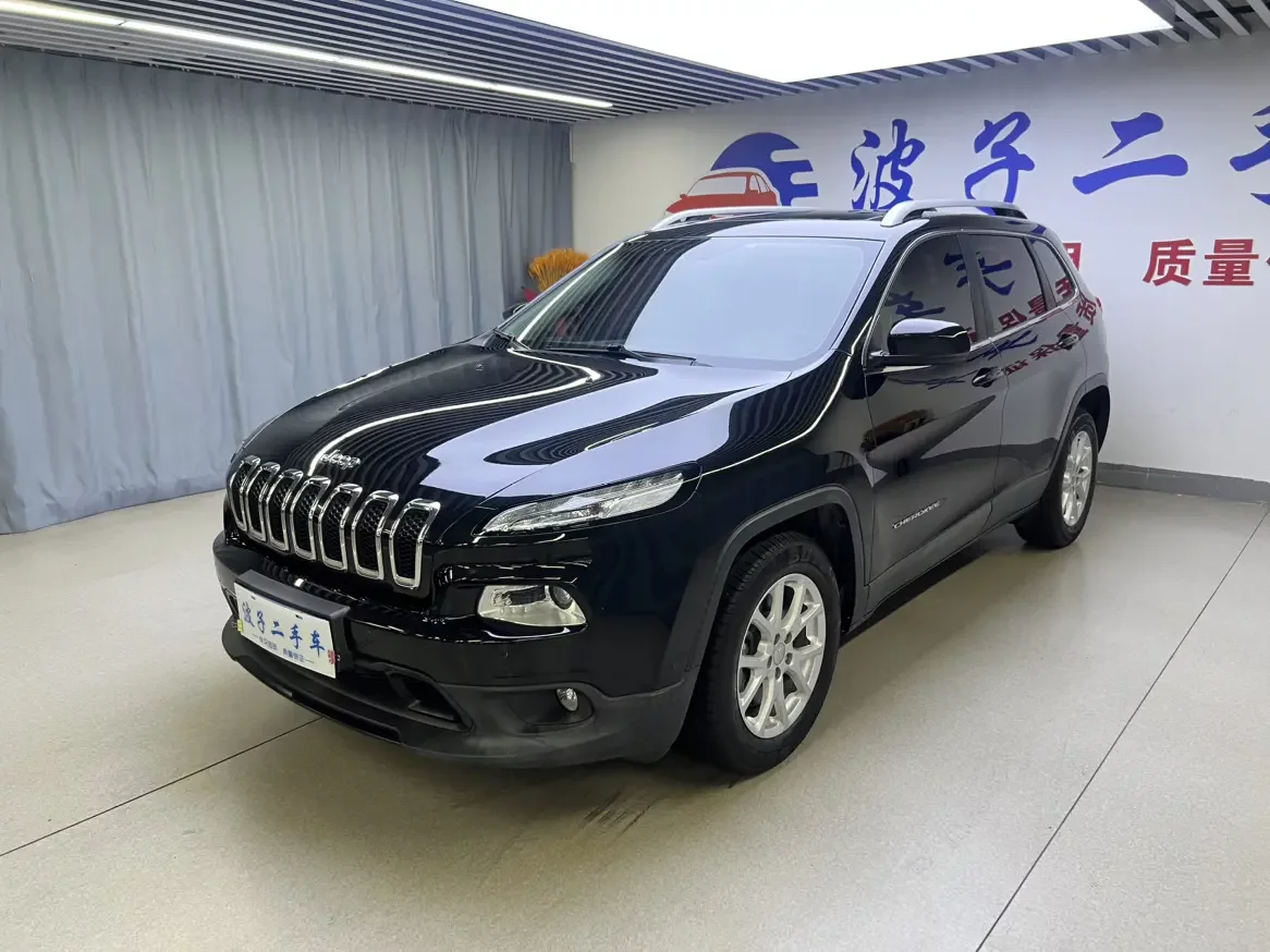 Jeep Cherokee  из Китая