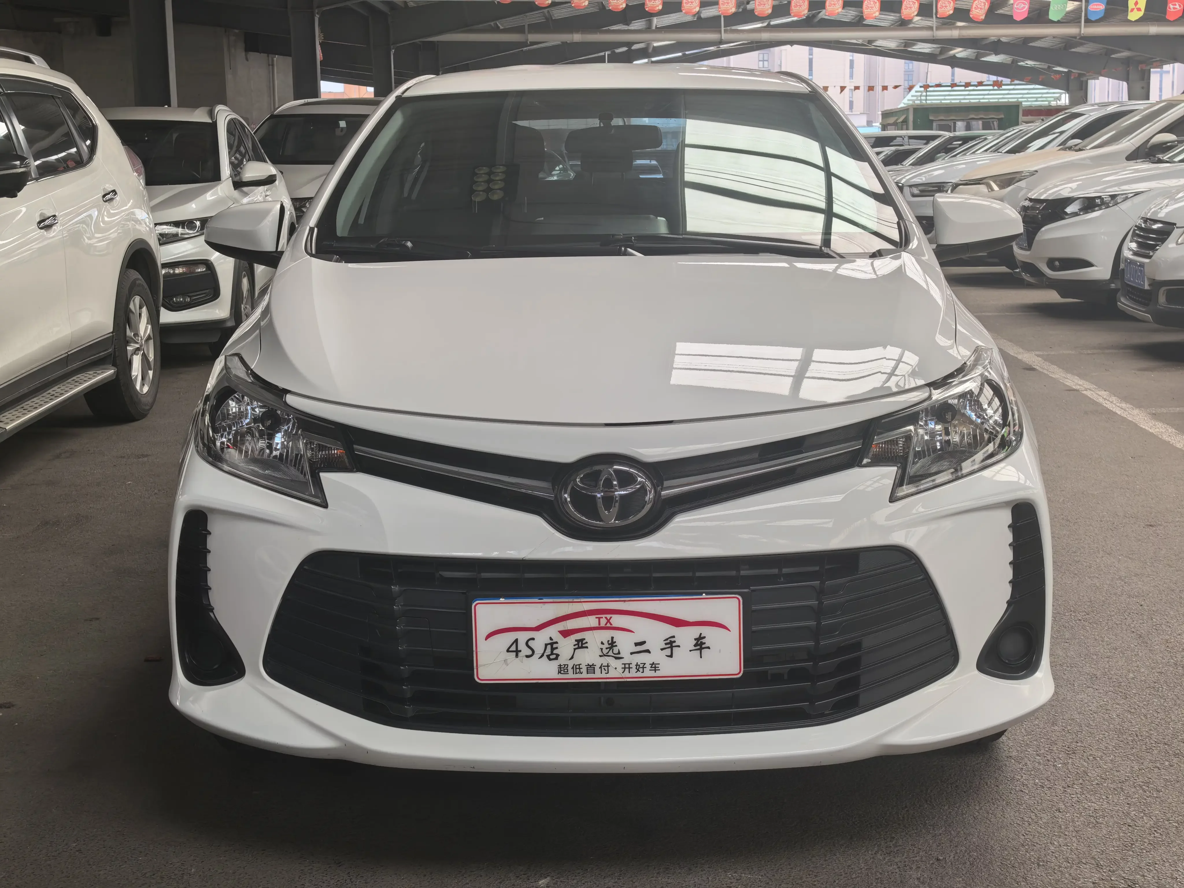 Toyota Vios  из Китая