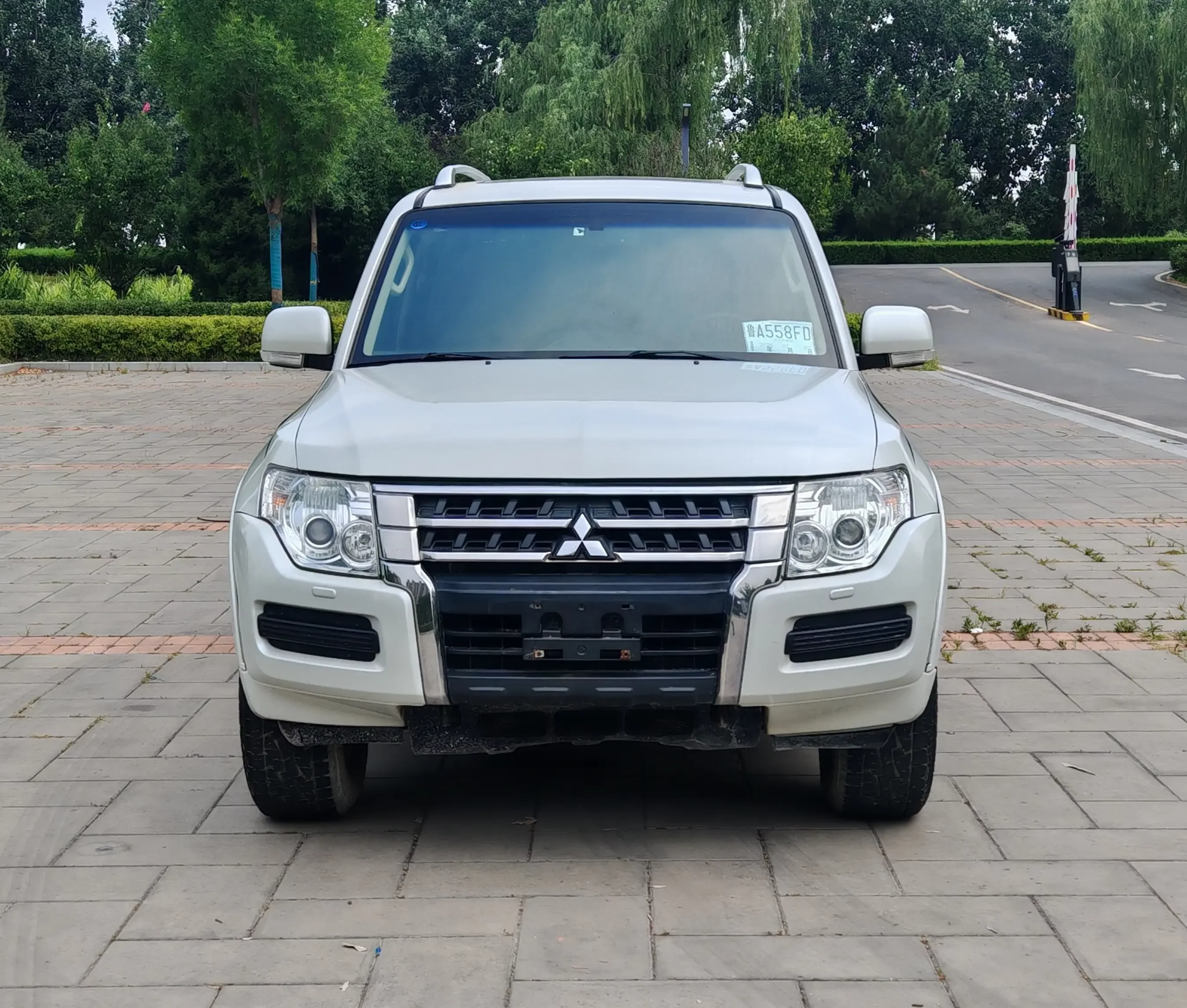 Mitsubishi Pajero  из Китая