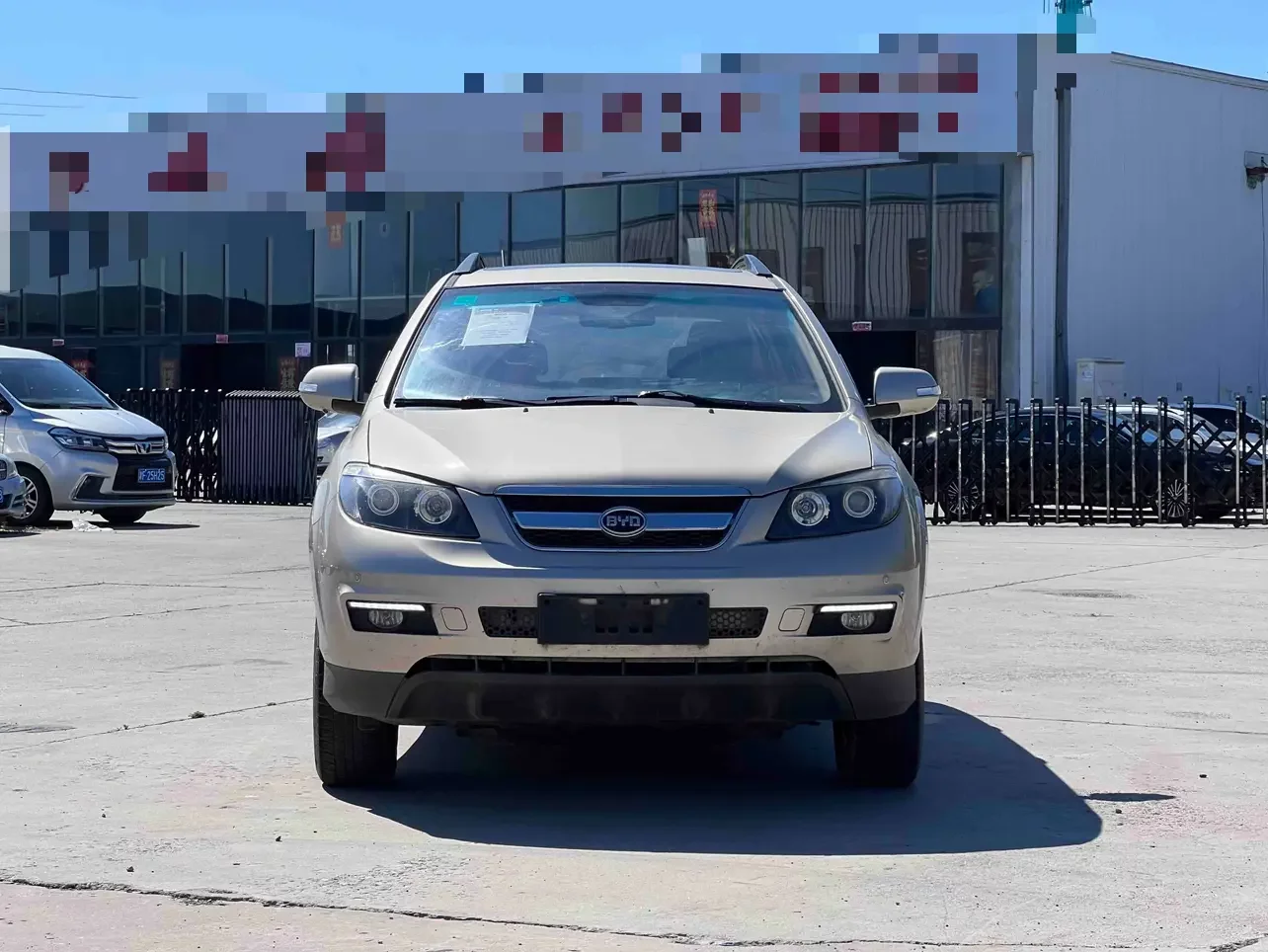 BYD S6