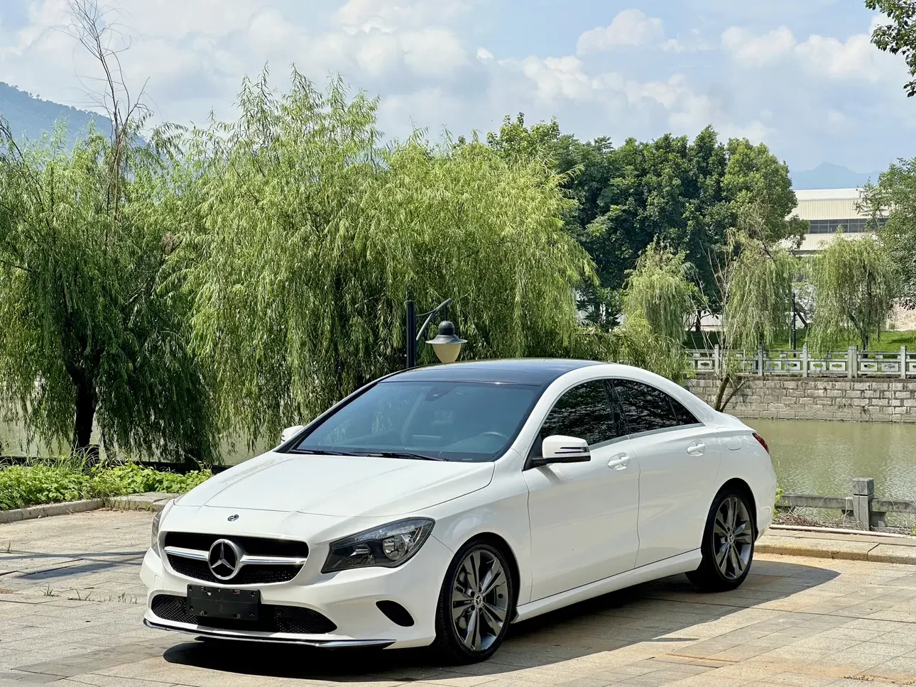 Mercedes-Benz CLA (Imported)