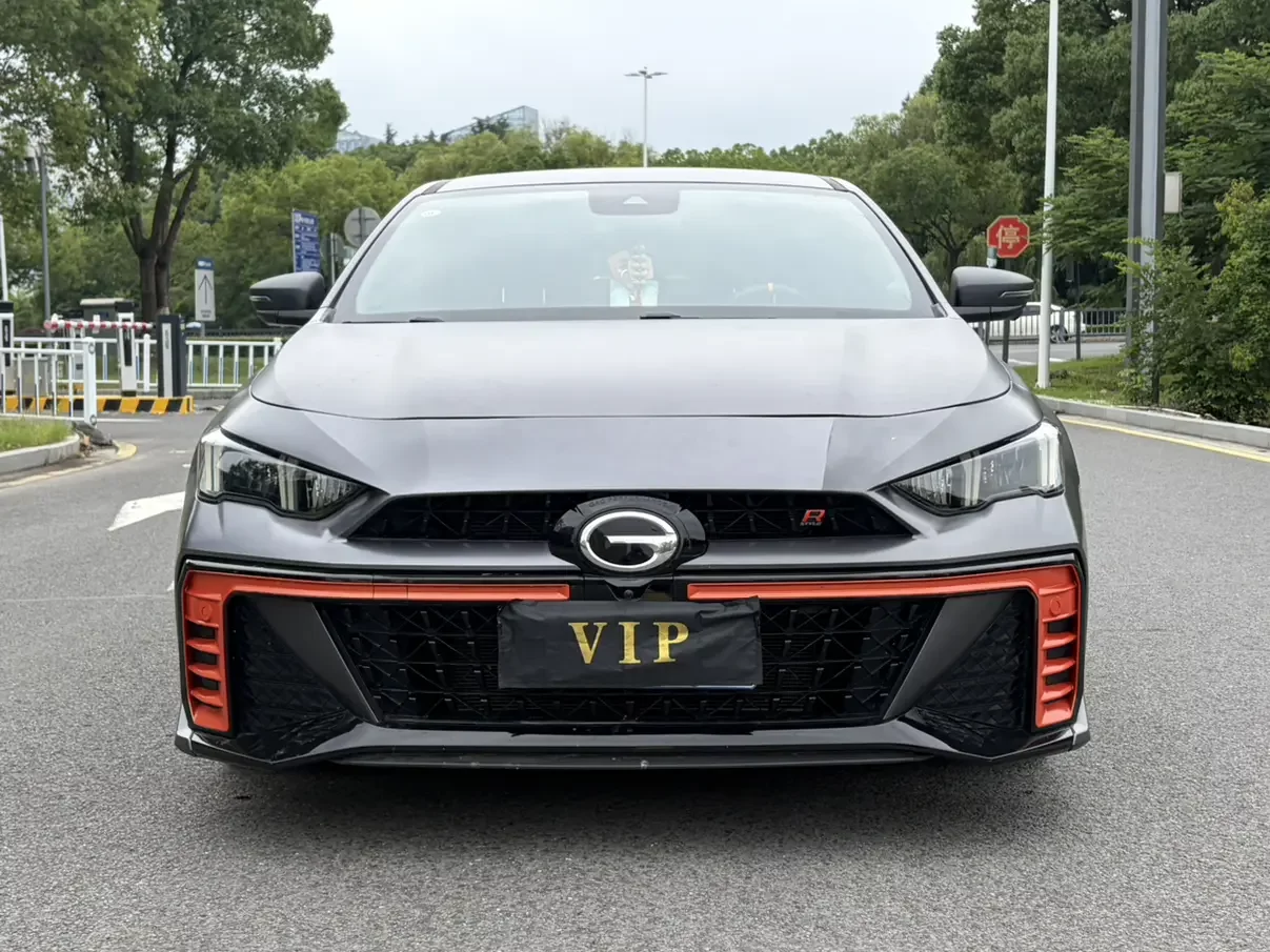 GAC Trumpchi Empow  из Китая