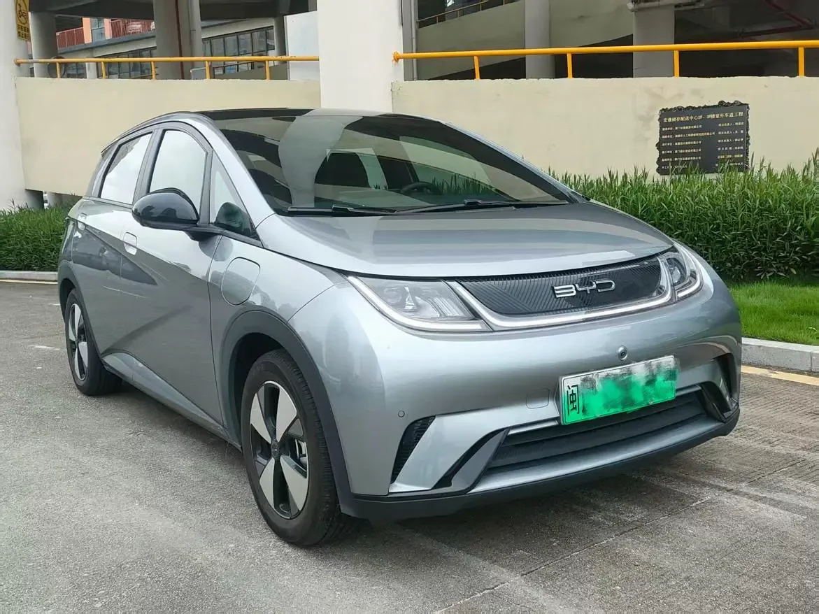 BYD dolphin