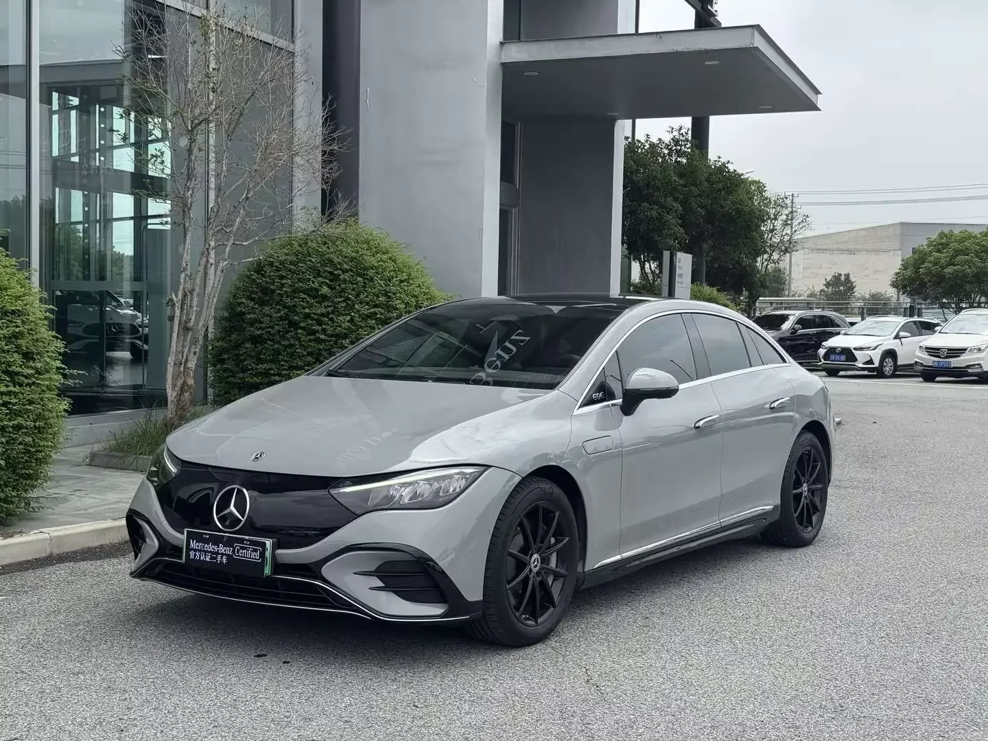 Mercedes-Benz EQE  из Китая