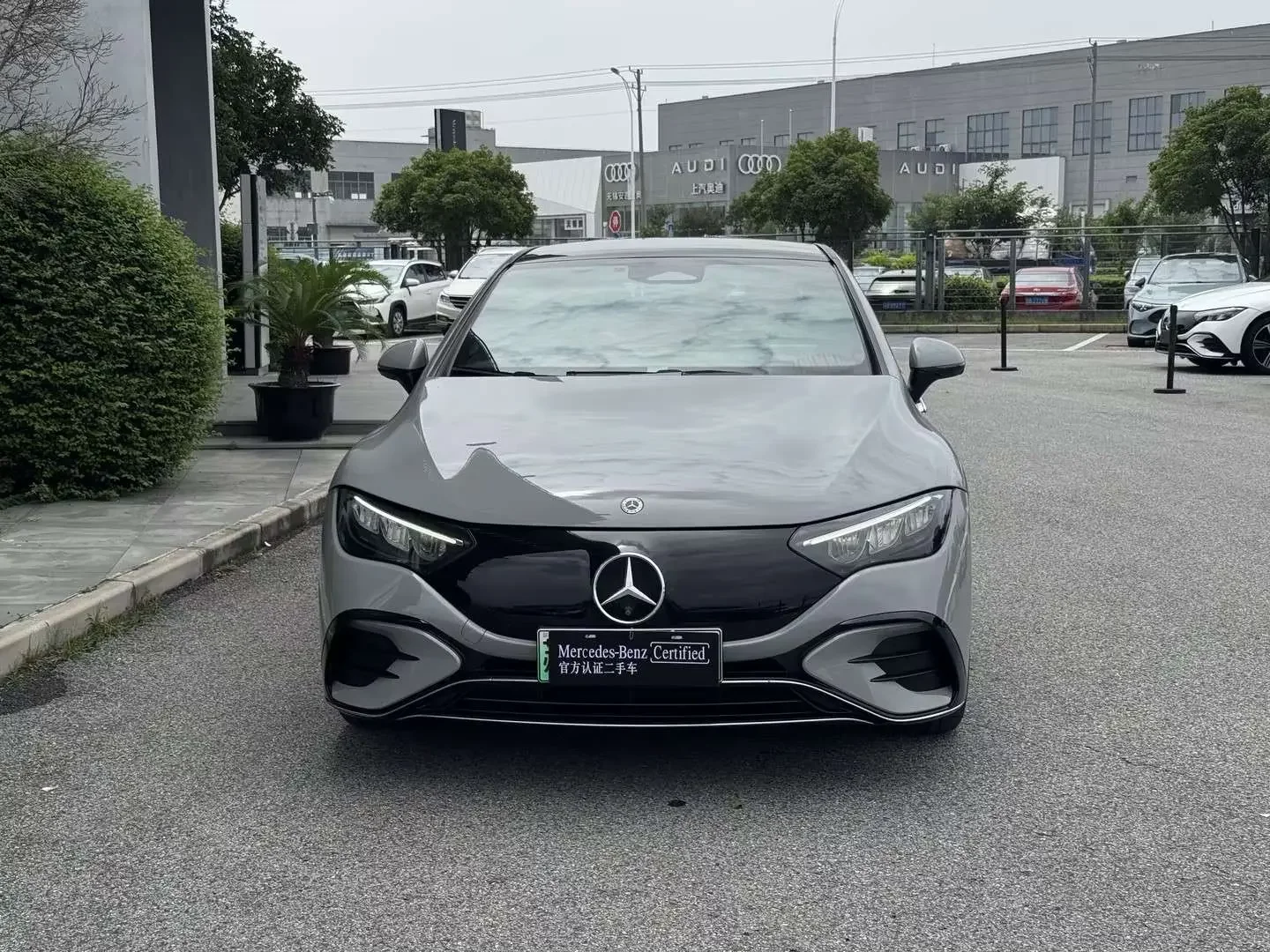 Mercedes-Benz EQE  из Китая
