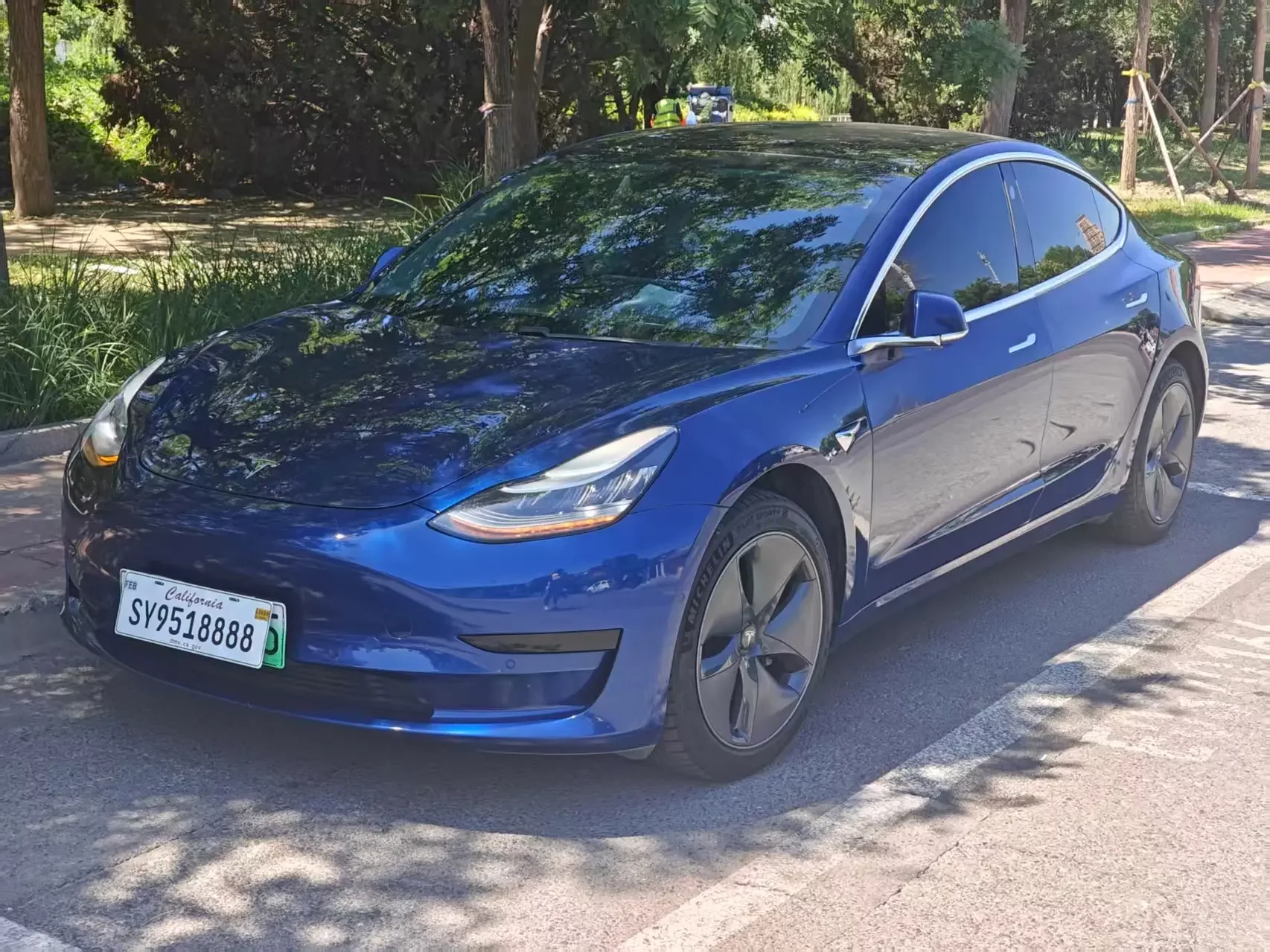 Tesla Model 3  из Китая