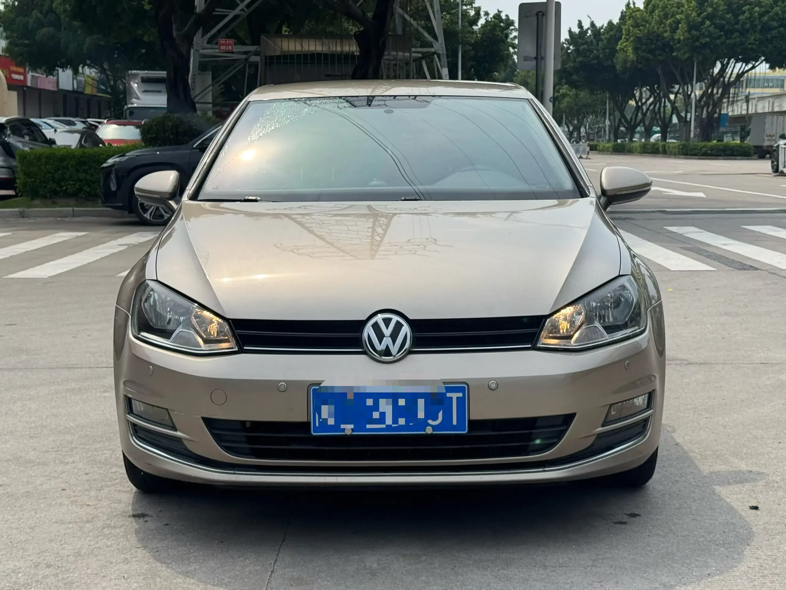 Volkswagen golf