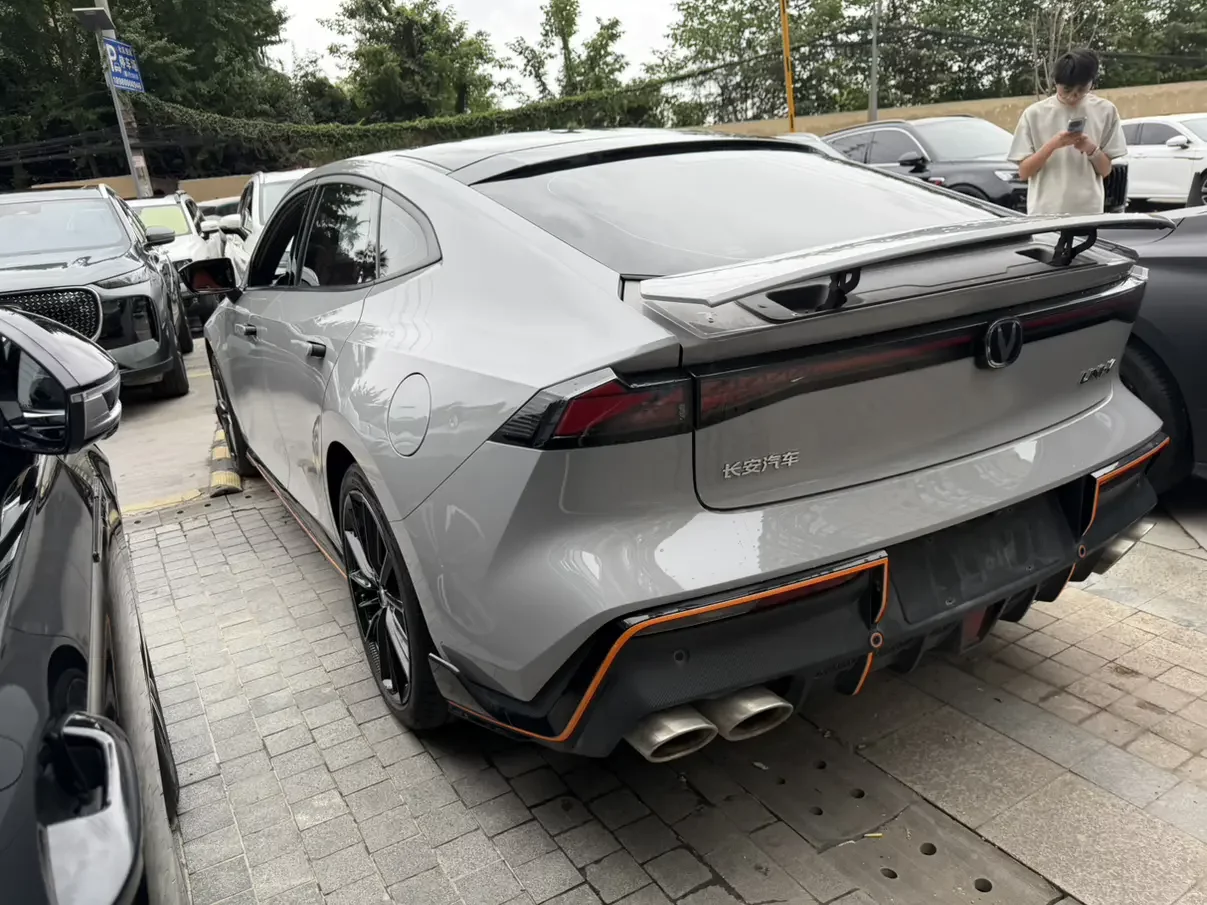 Changan UNI-V