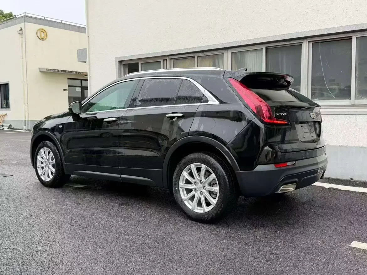 Cadillac XT4