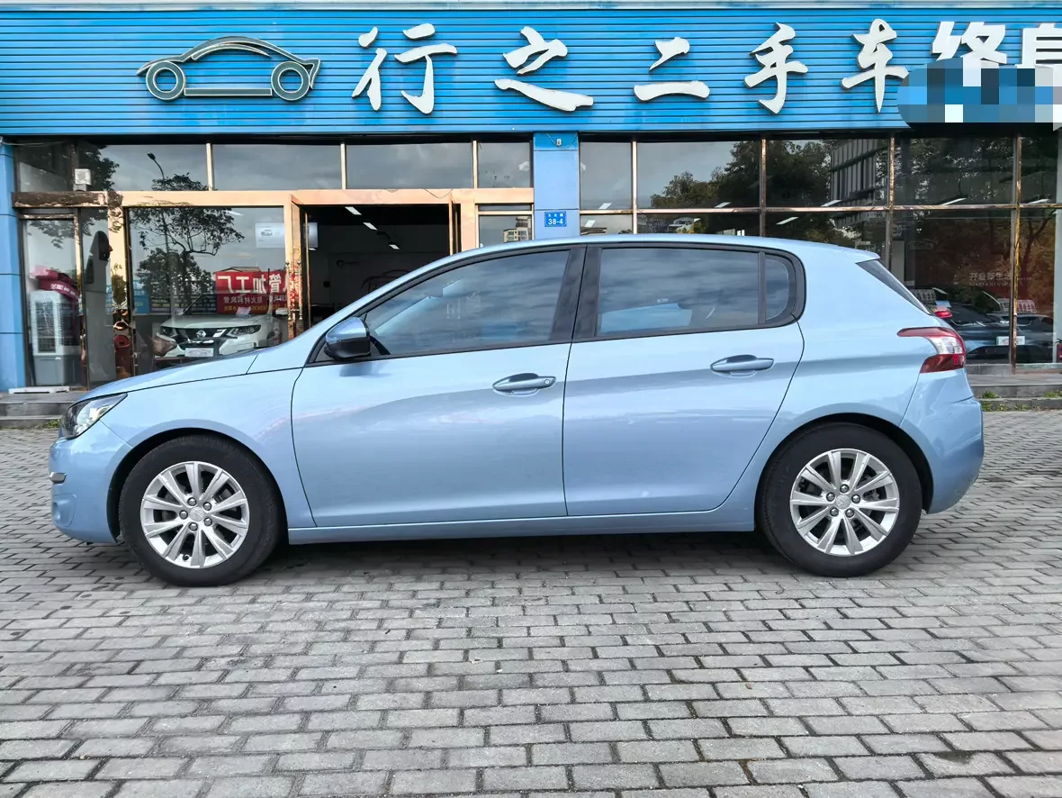 Peugeot 308S