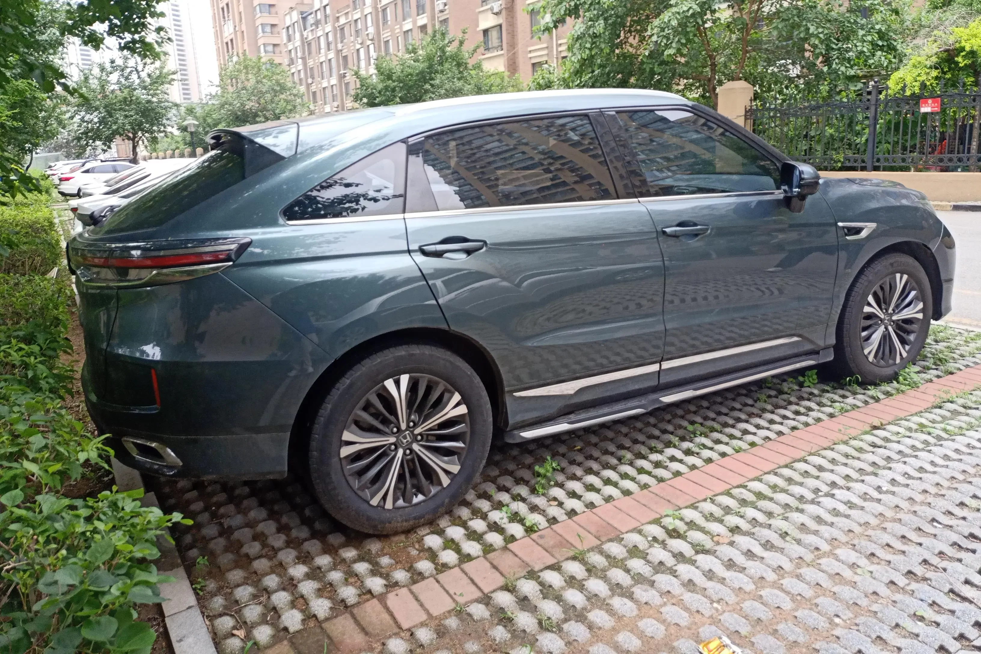 Honda UR-V