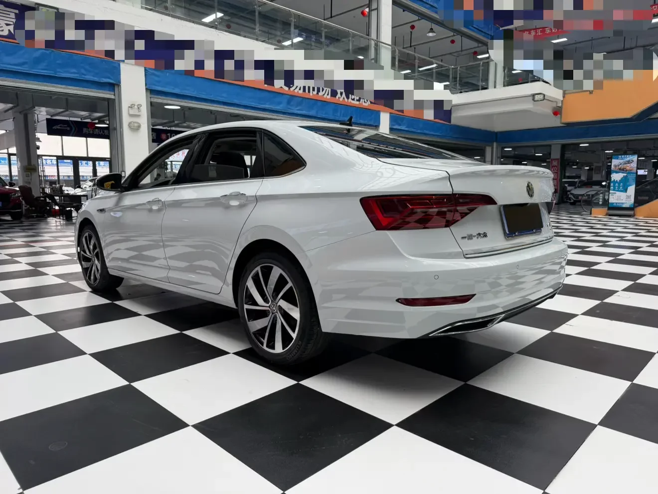 Volkswagen Sagitar