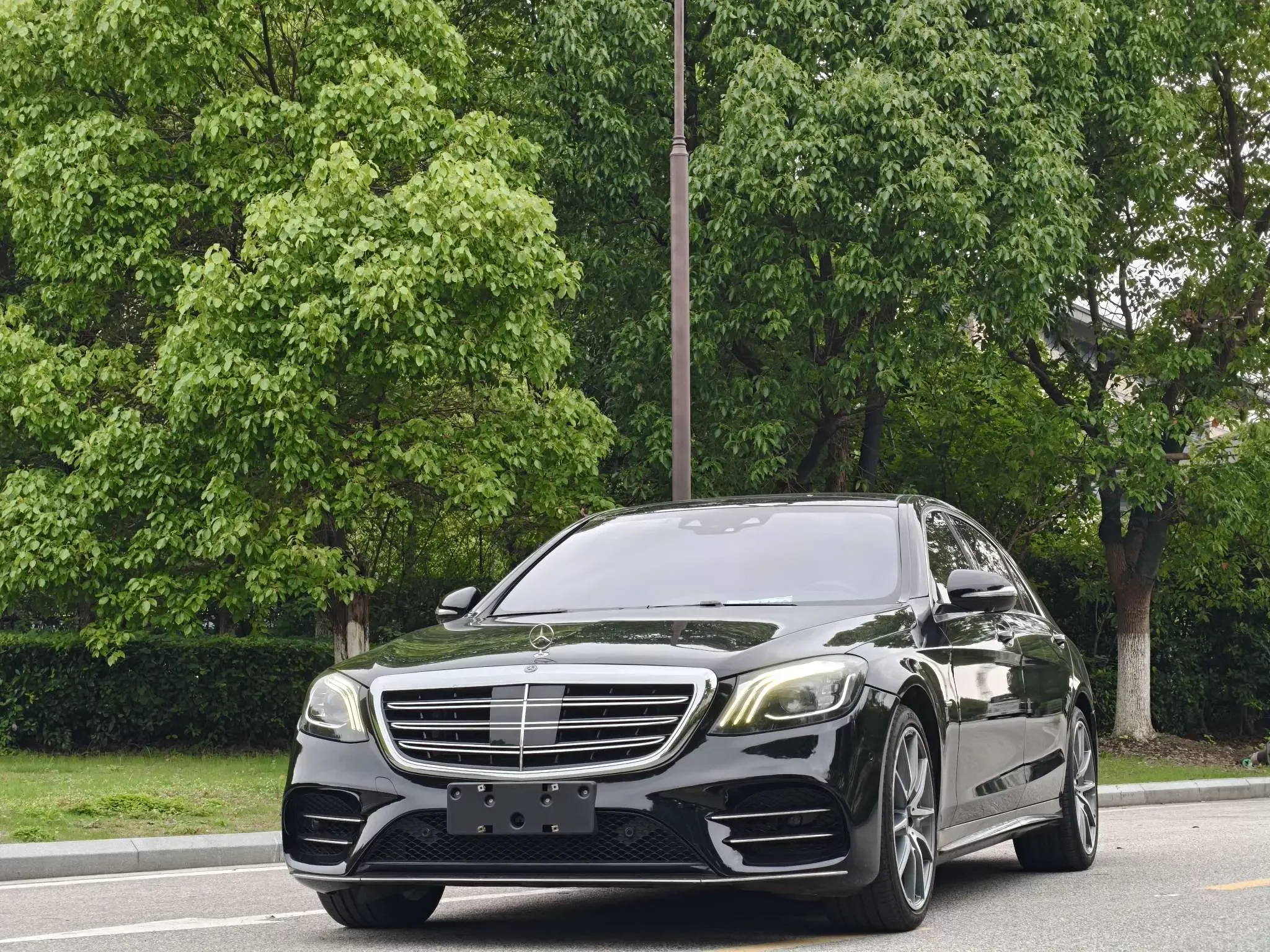 Mercedes-Benz S Class