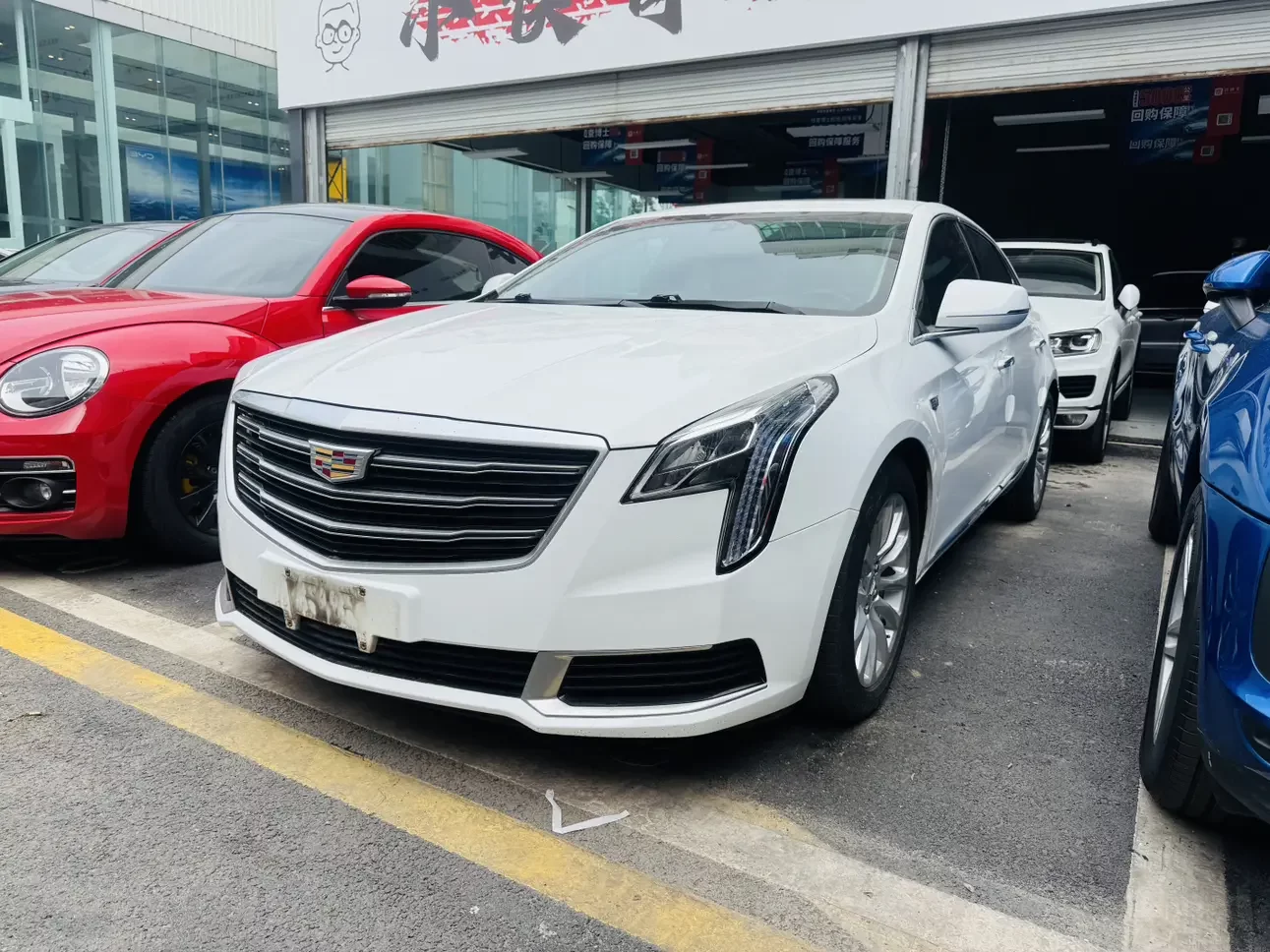 Cadillac XTS  из Китая